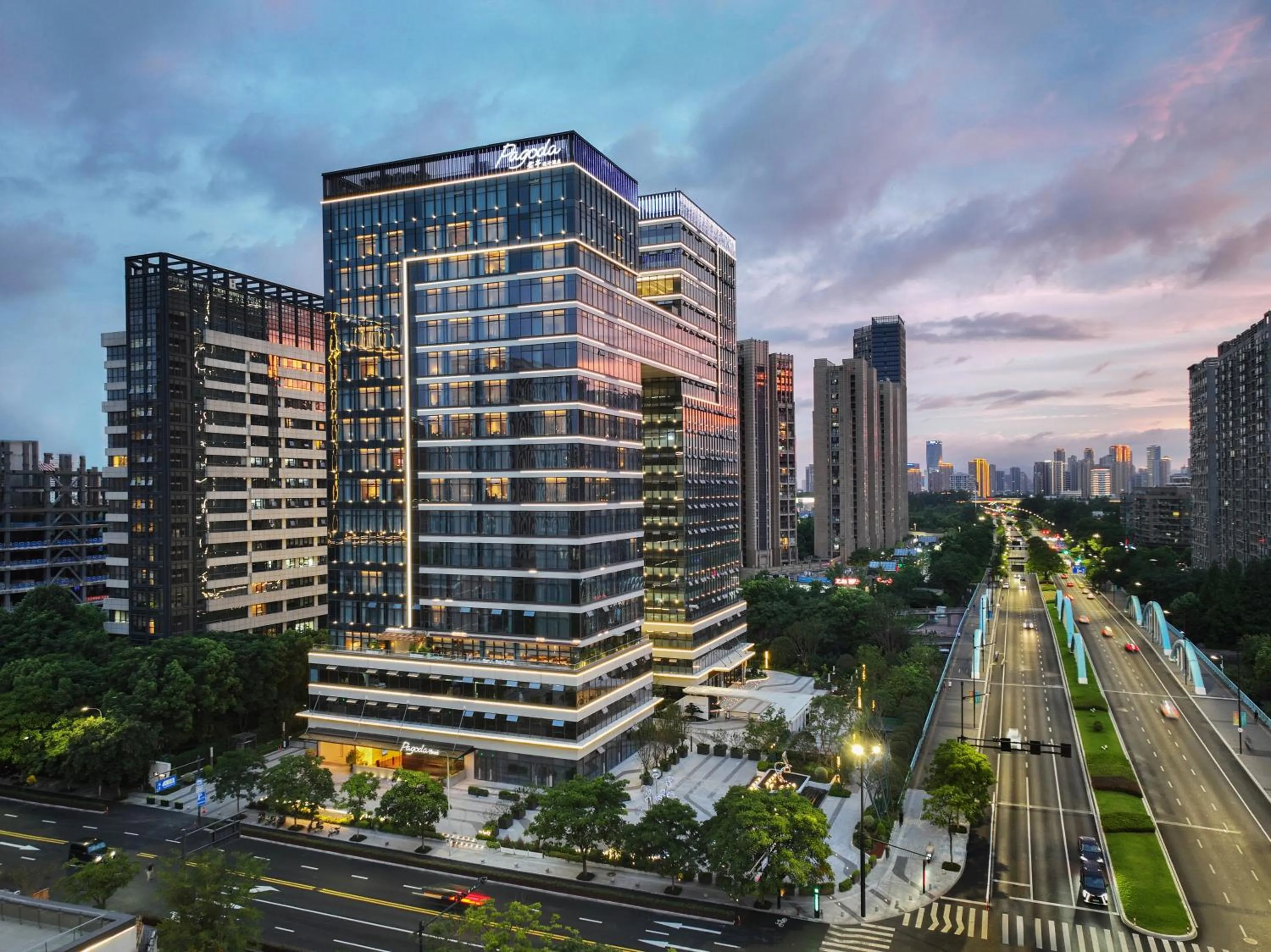 Property building in Pagoda Hotel Hangzhou Binjiang