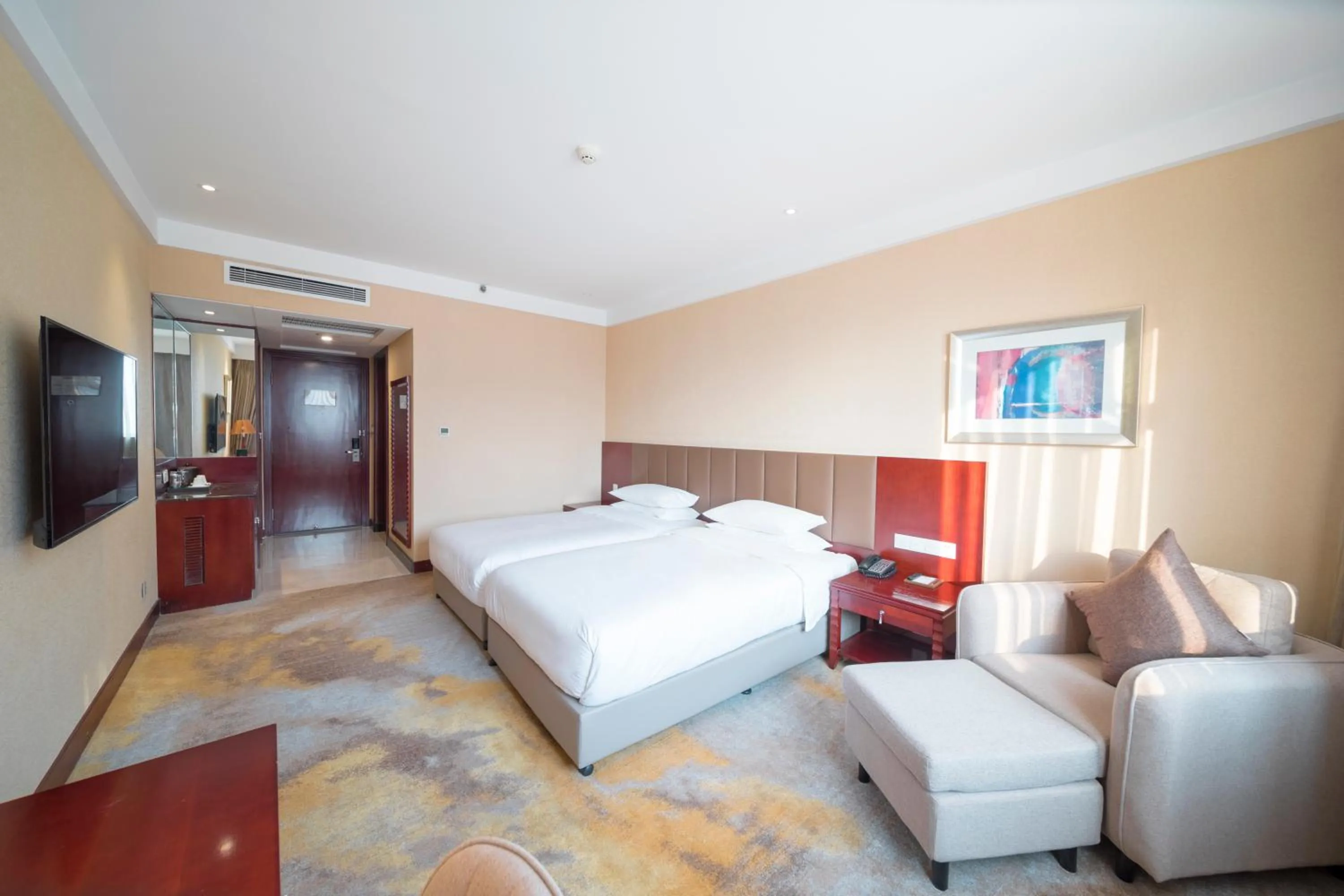 Bedroom, Bed in Wuhan Hongguang Hotel