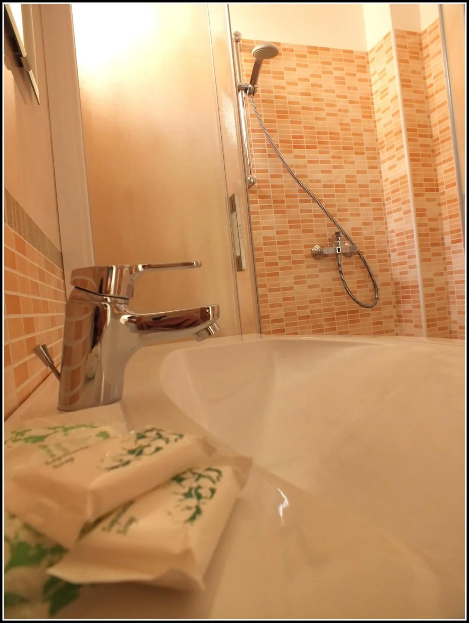 Bathroom in Hotel Luana