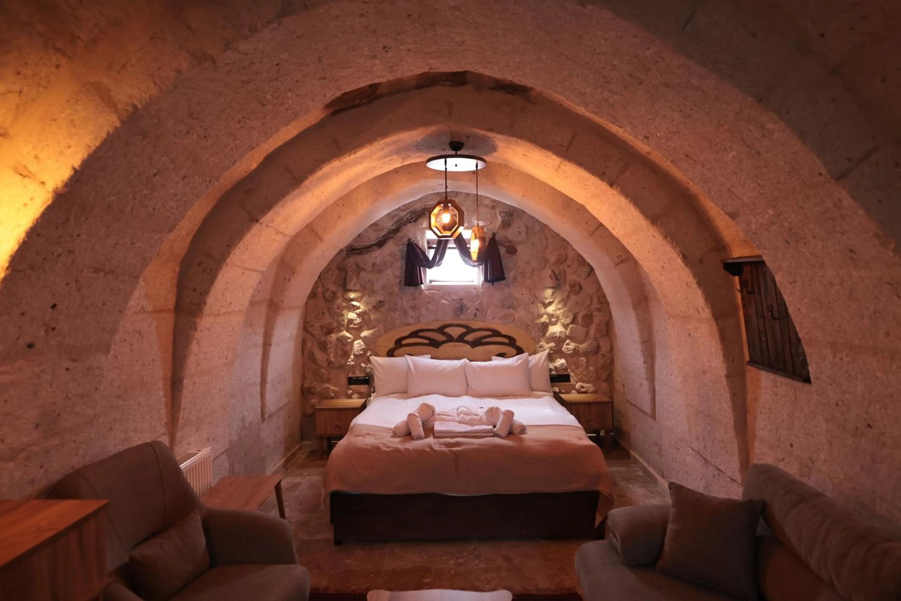 Bed in Stone Owl Otel & Restaurant