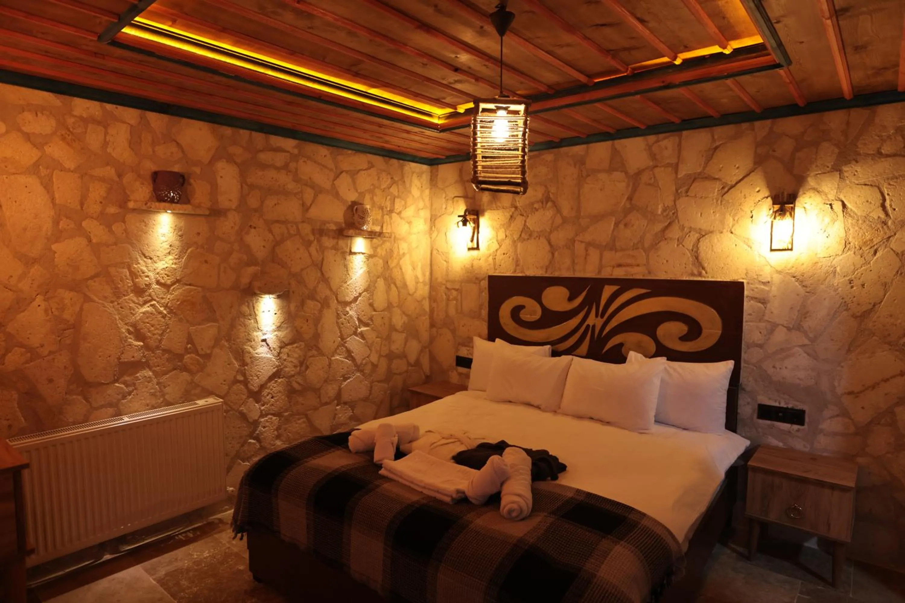Bed in Stone Owl Otel & Restaurant