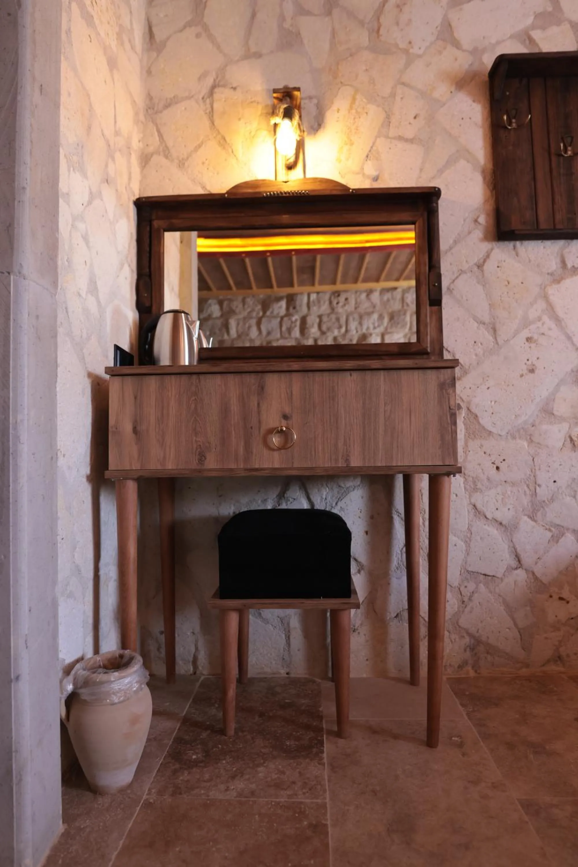 Stone Owl Otel & Restaurant