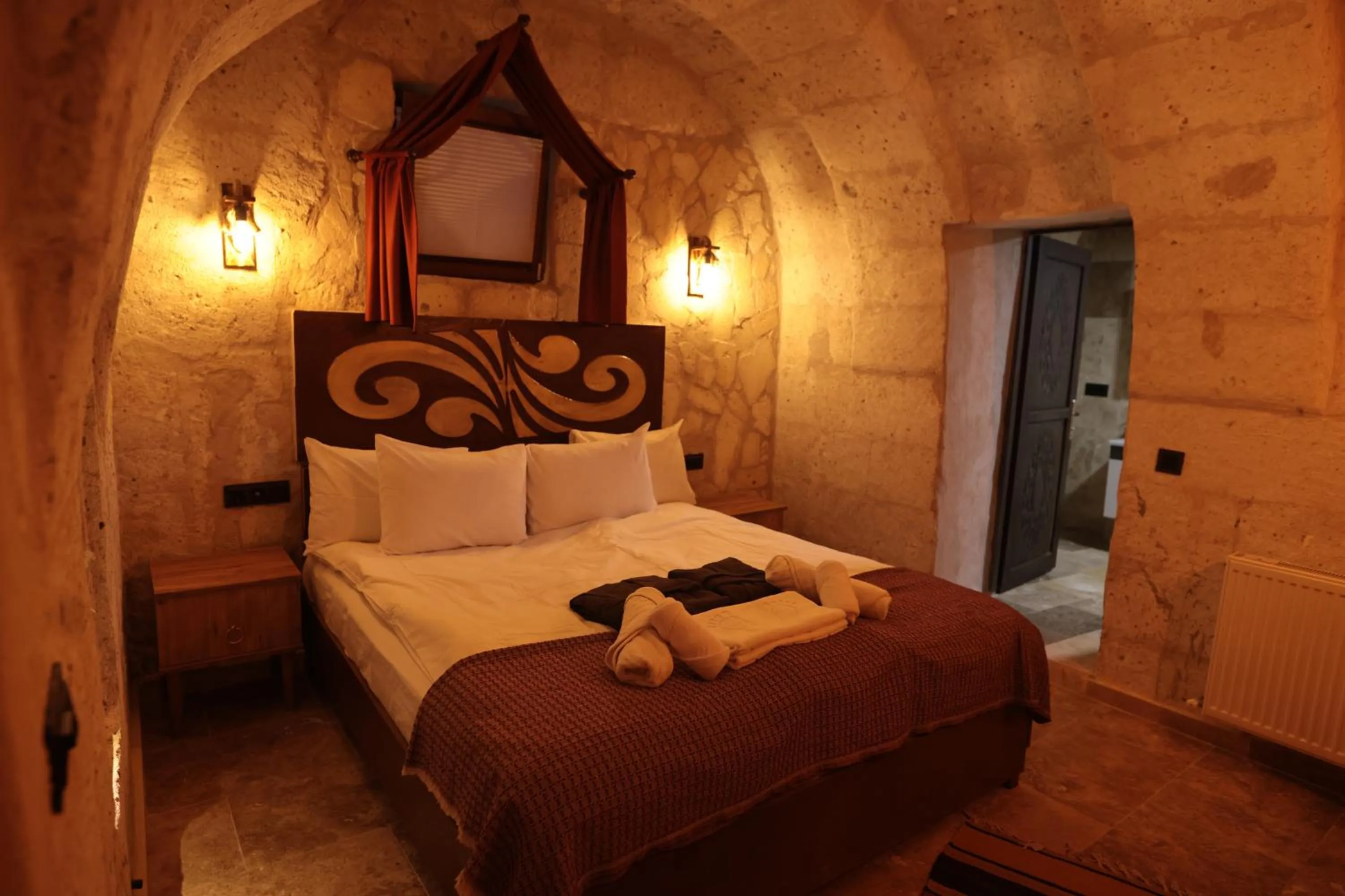 Bed in Stone Owl Otel & Restaurant