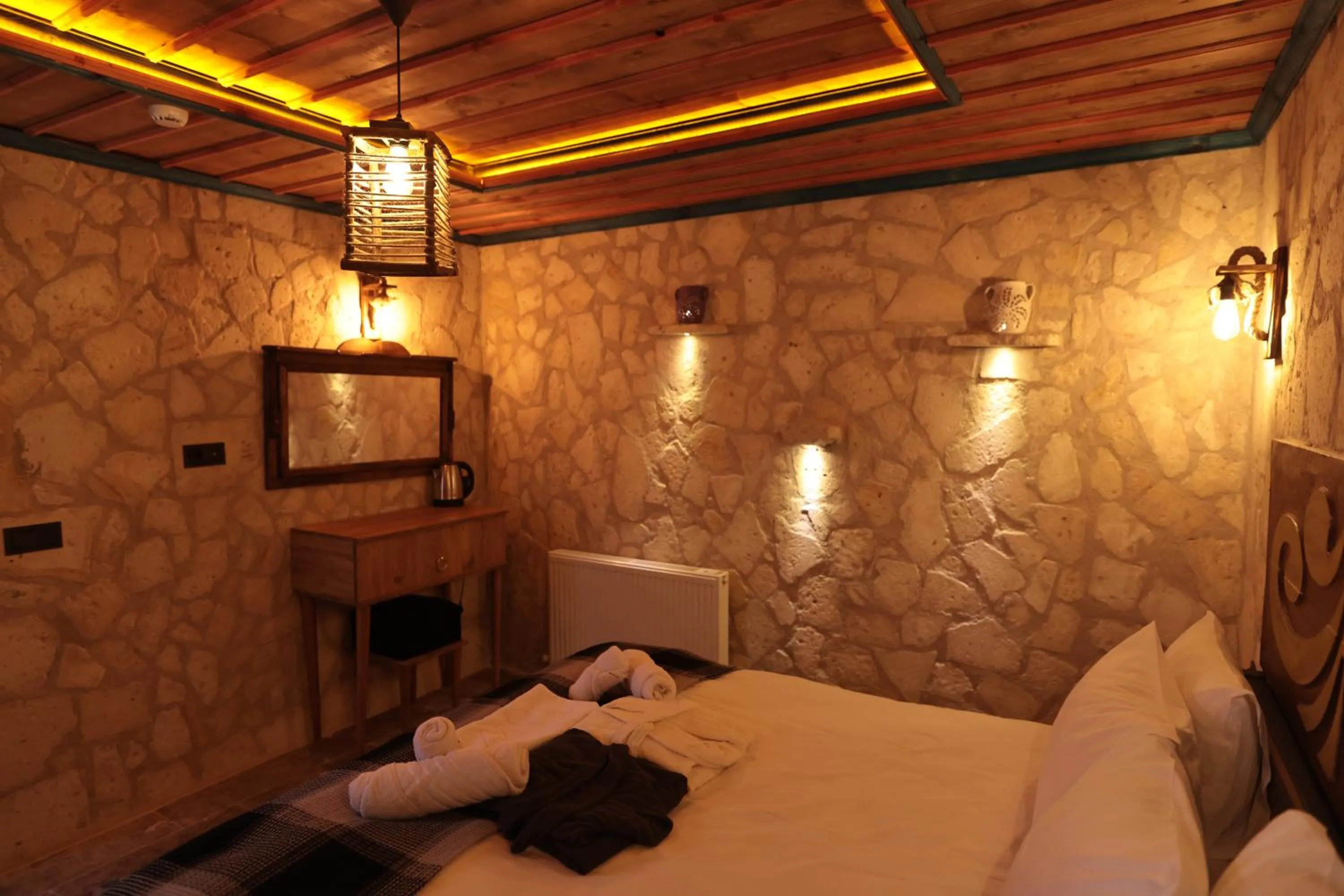 Bed in Stone Owl Otel & Restaurant