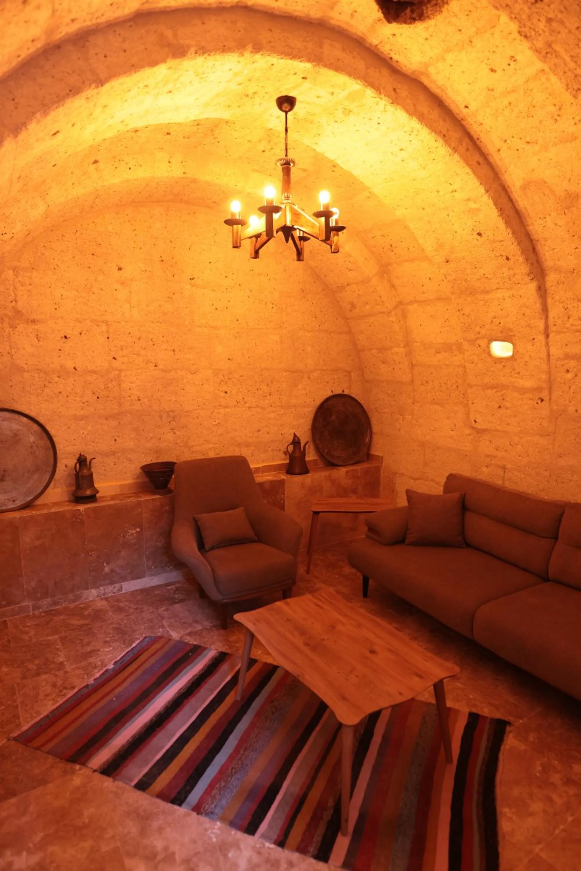 Stone Owl Otel & Restaurant