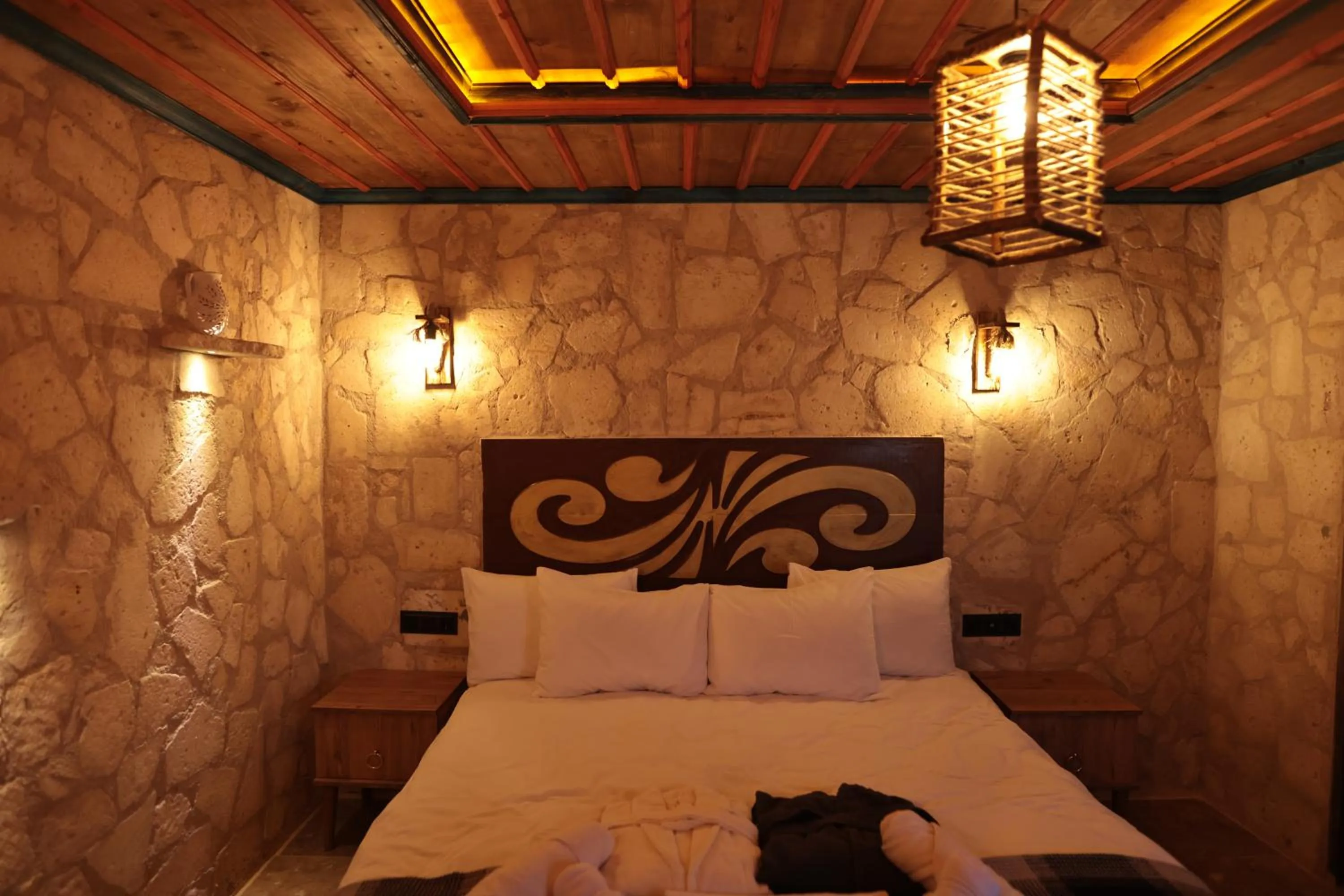 Bed in Stone Owl Otel & Restaurant