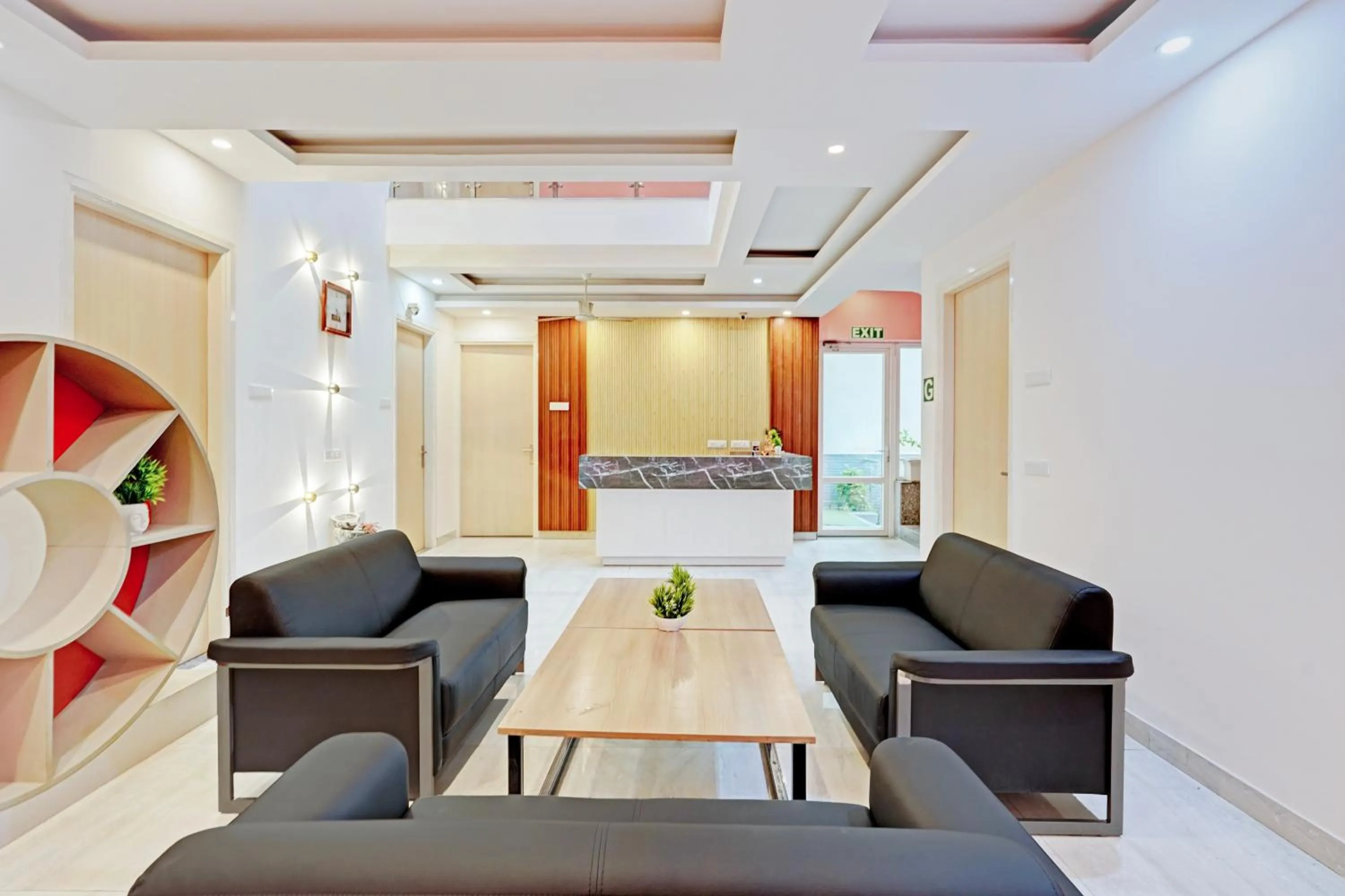 Lobby or reception in The Byke Express Medicity Near Medanta