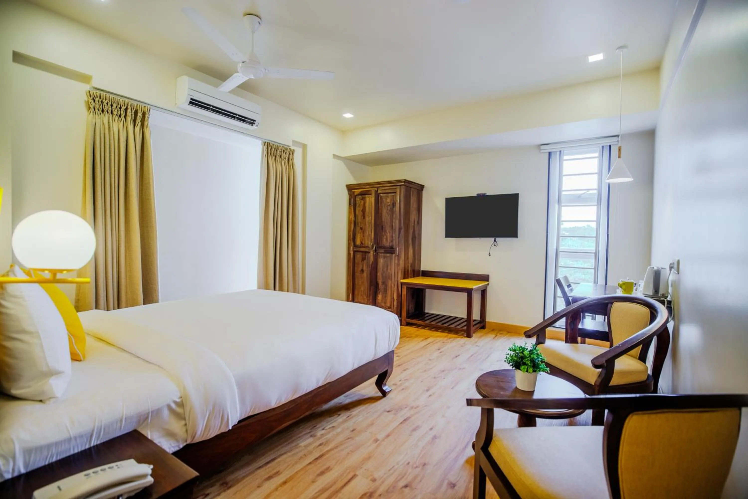 Bedroom, Bed in Bloom Hotel - HAL Old Airport Rd