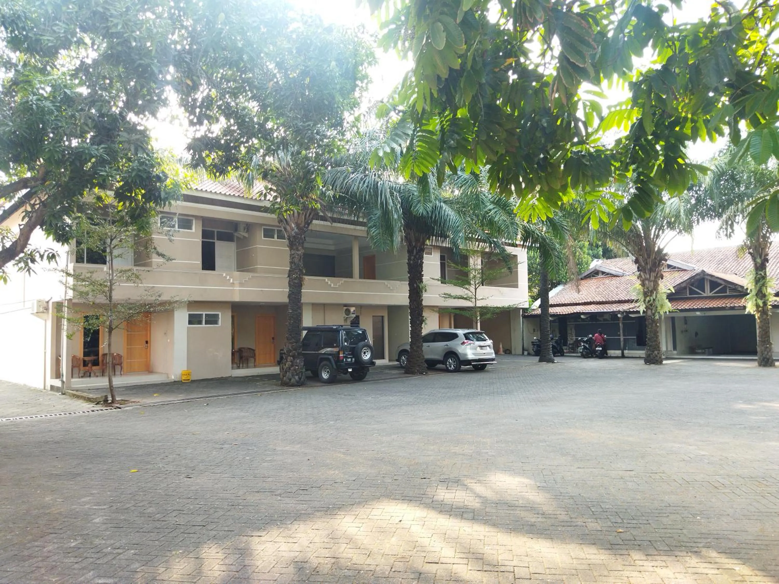 Royal Kencana Hotel powered by Cocotel