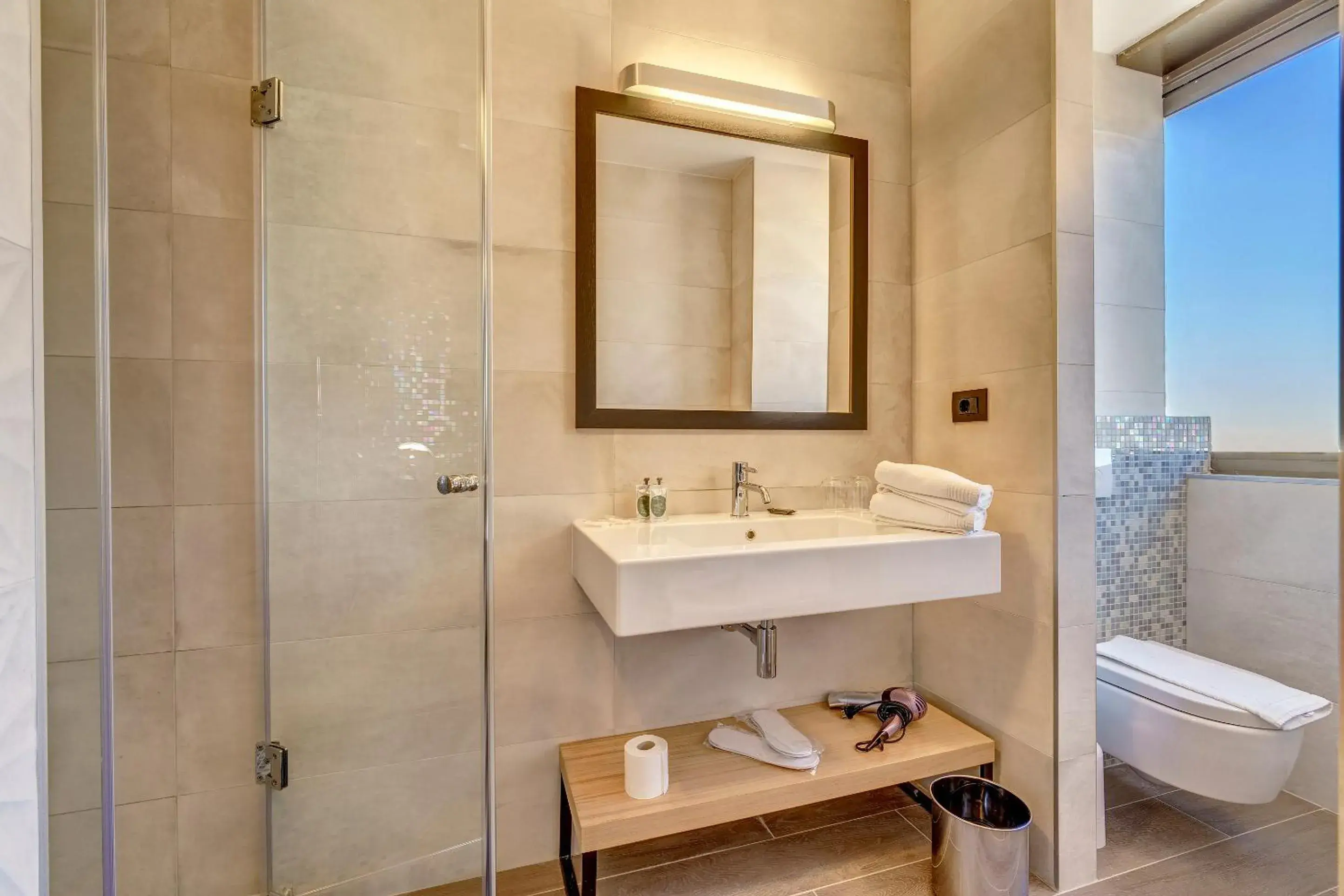 Suite with Sea View in The View Luxury Rooms Suite with Sea View in The View Luxury Rooms