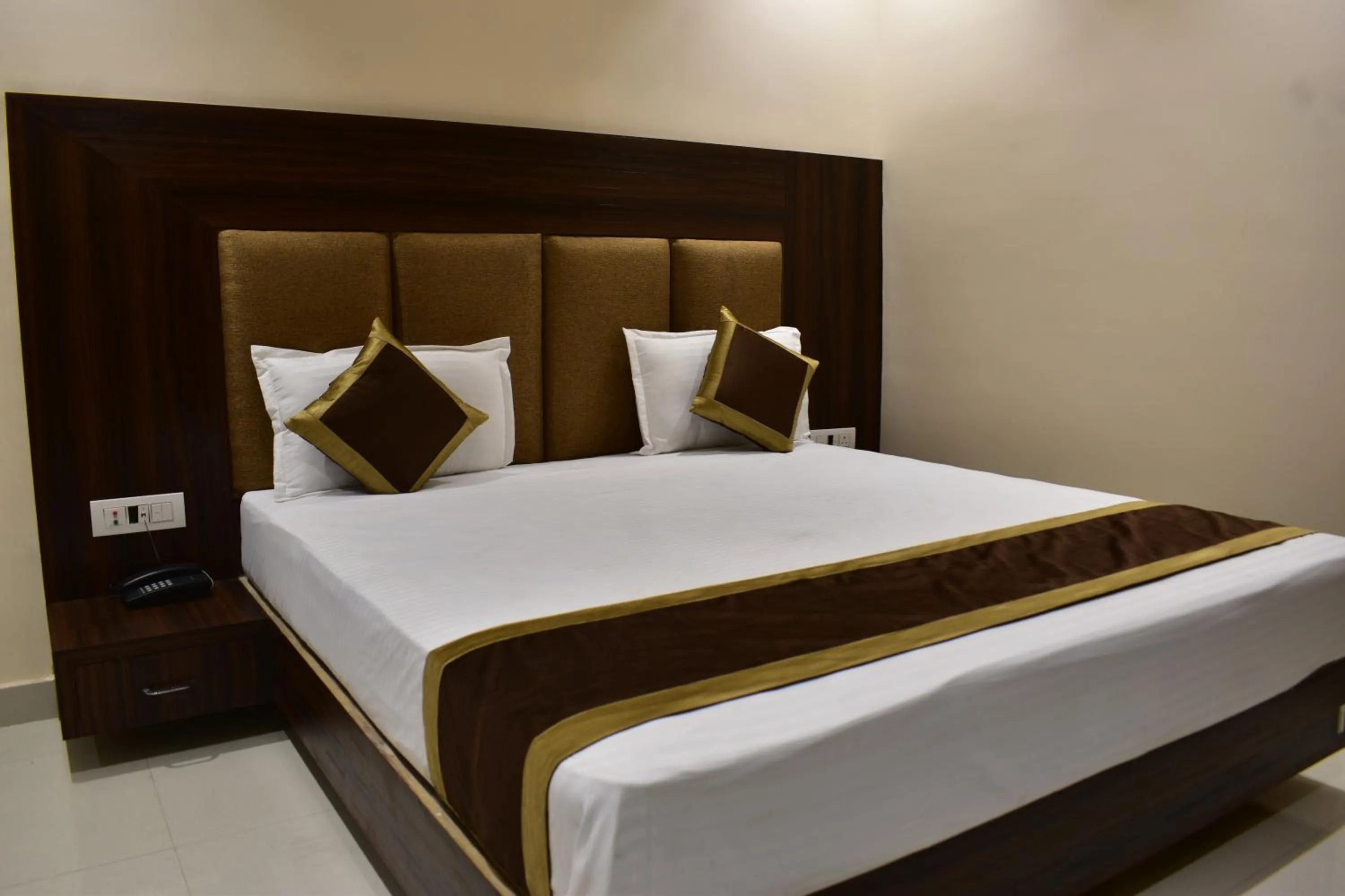 Bedroom, Bed in Hotel Kusum Palace