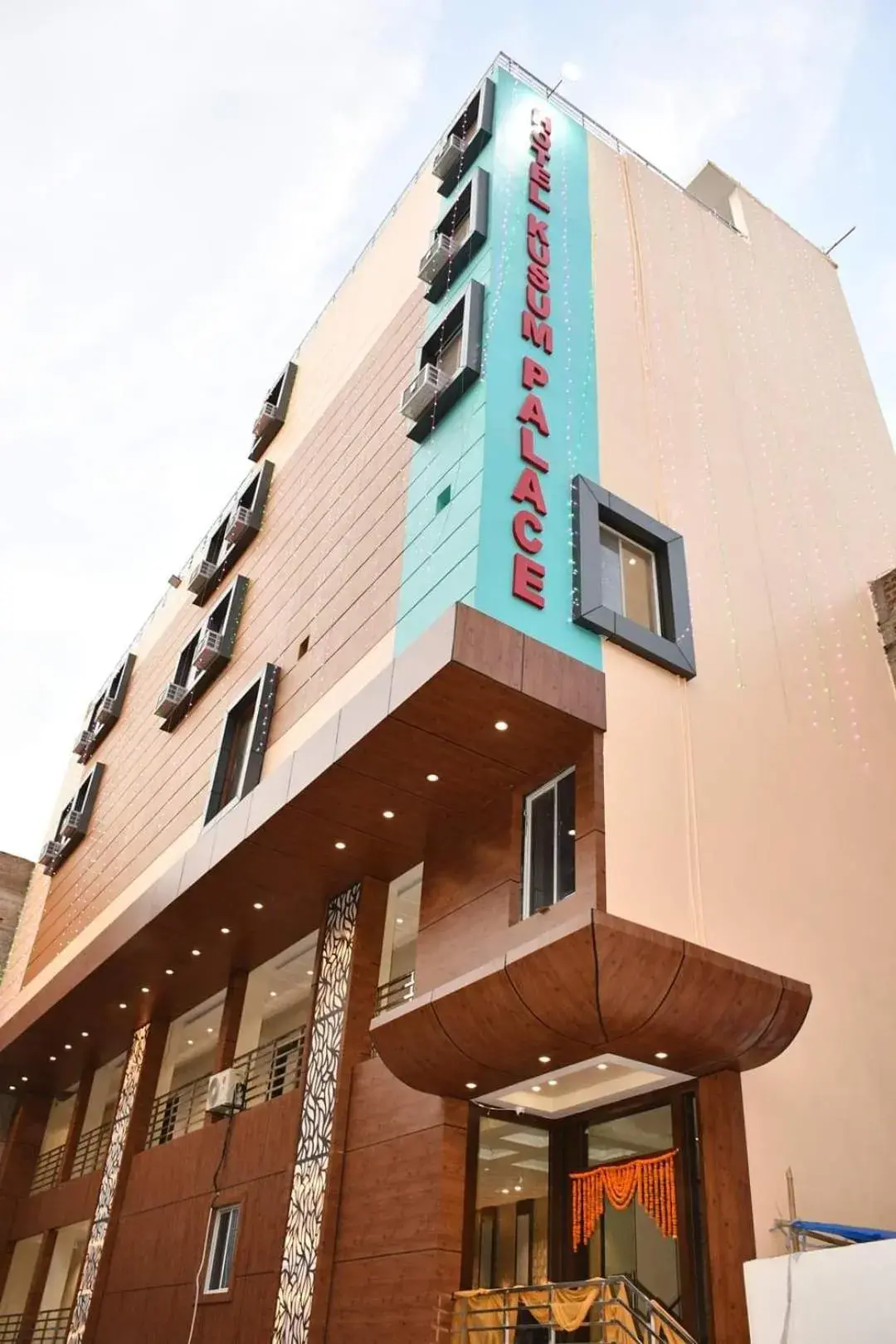 Hotel Kusum Palace Hotel Kusum Palace