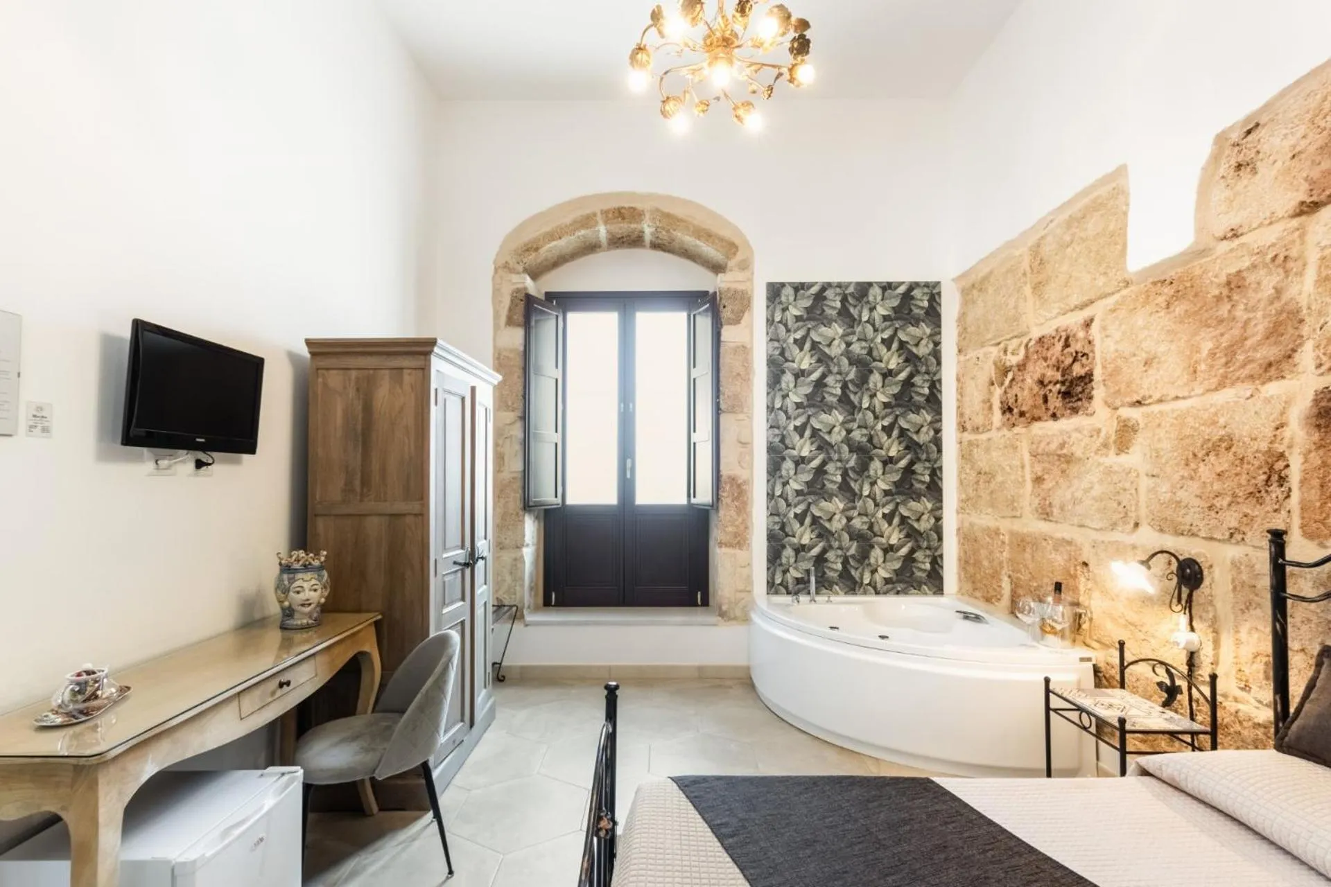 Photo of the whole room in Morfeo Charming Rooms & Relax