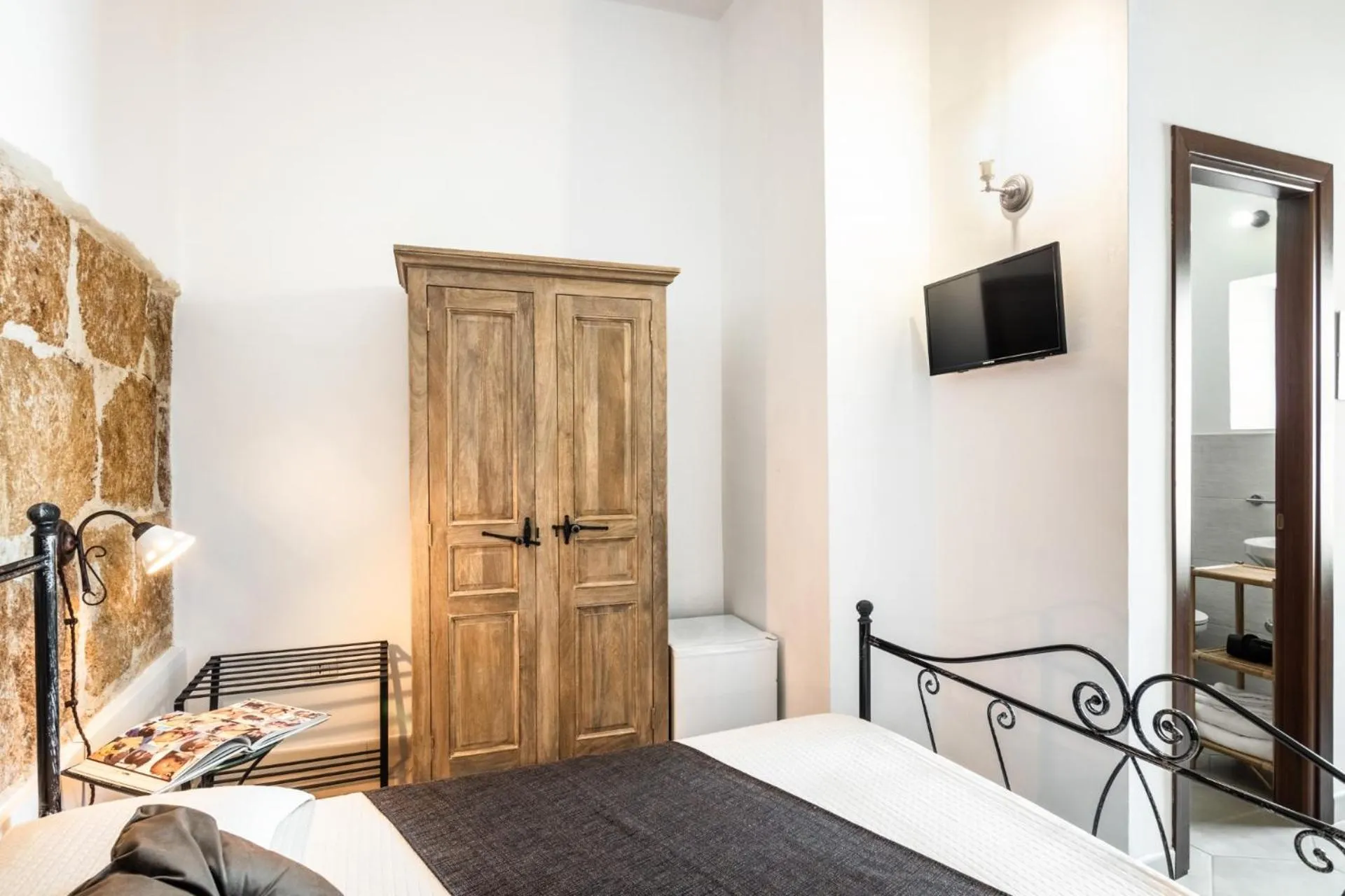 TV and multimedia, Bed in Morfeo Charming Rooms & Relax