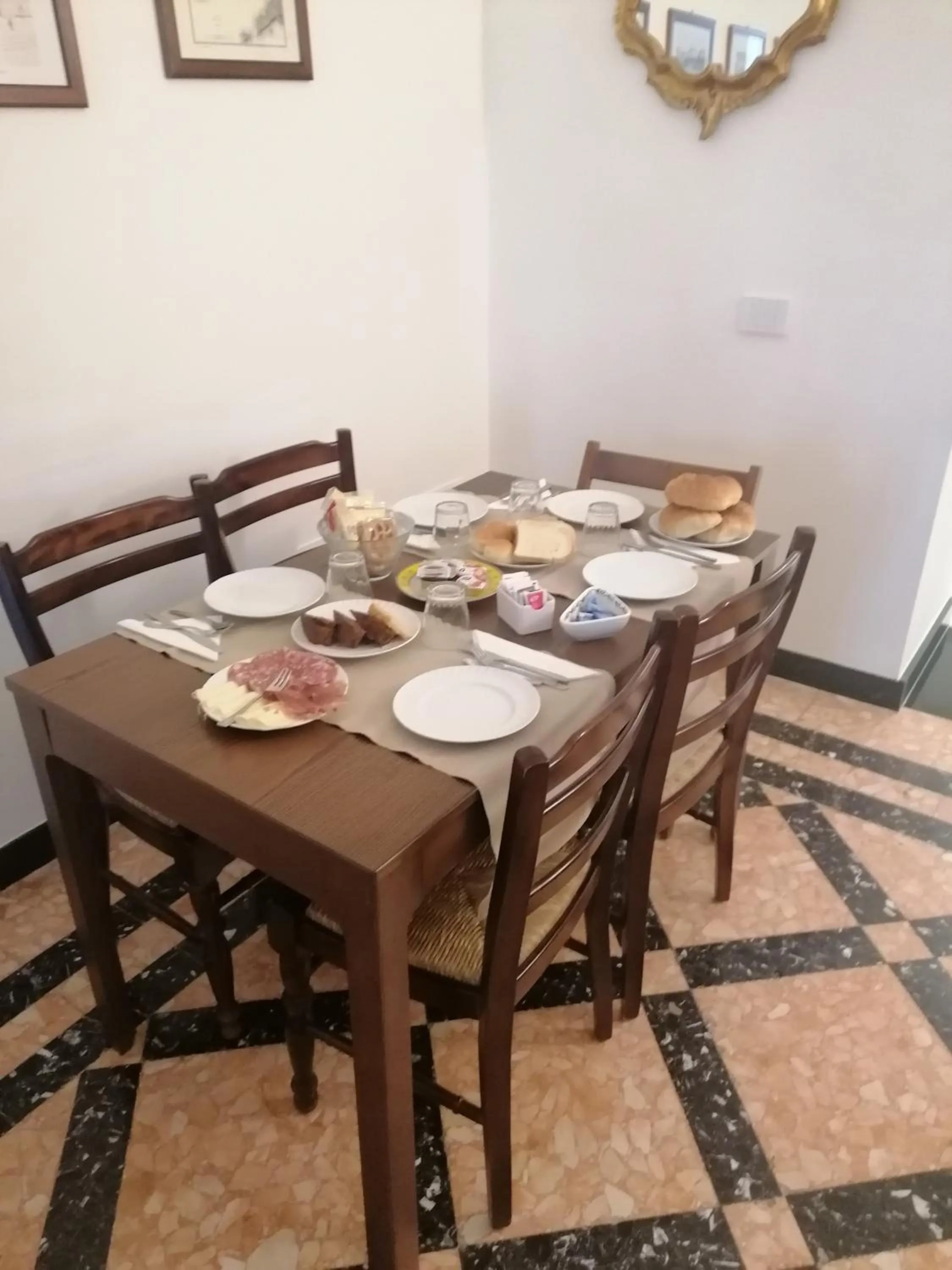 Toilet in Maison D'Art