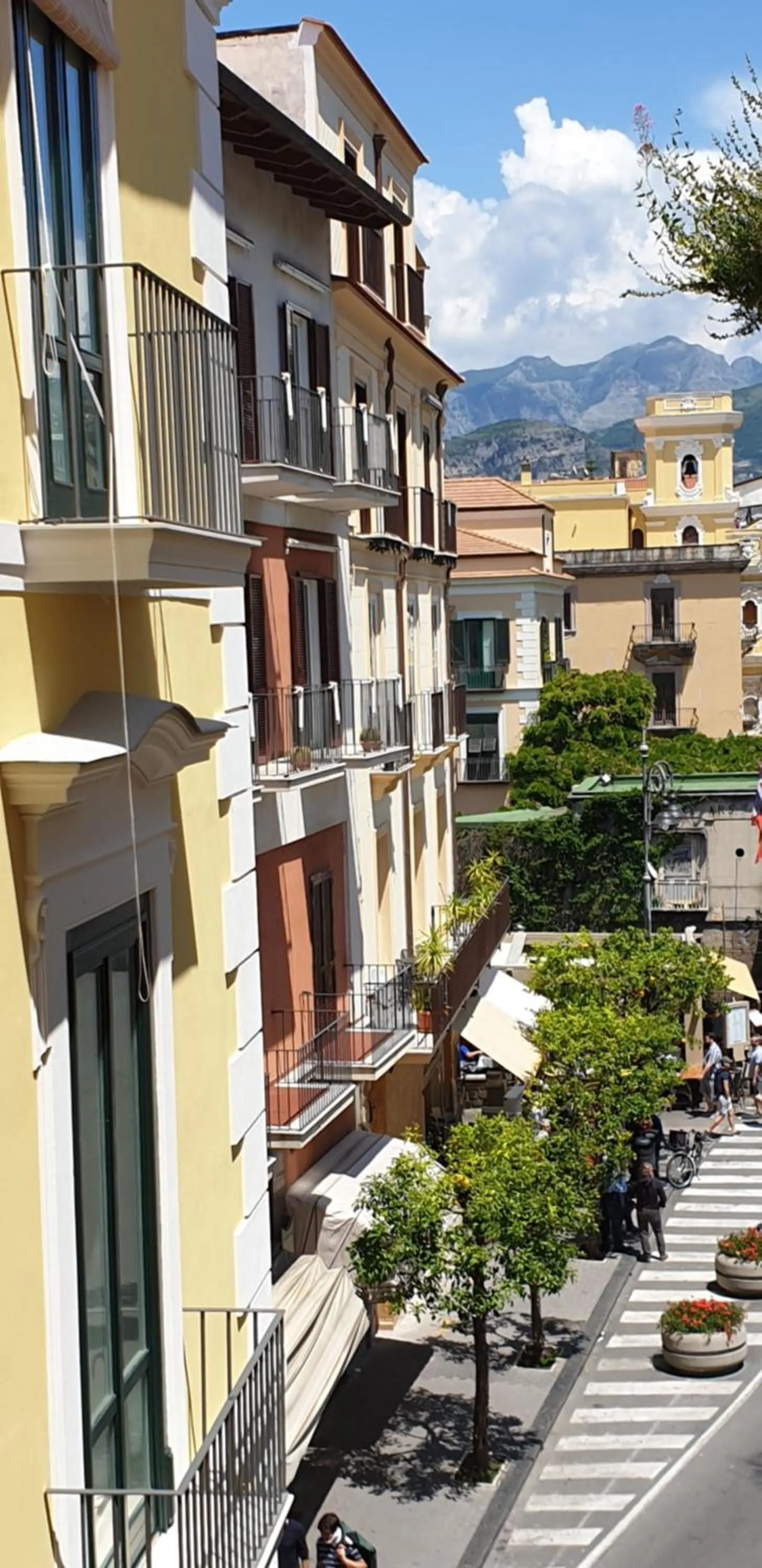 City view in Maison D'Art