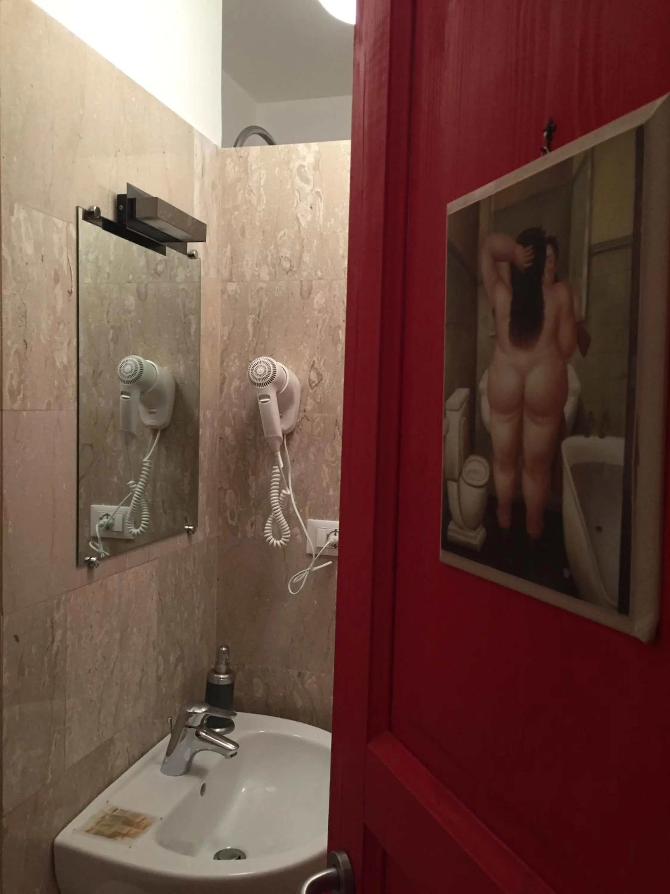 Bathroom in Roma Art Rooms