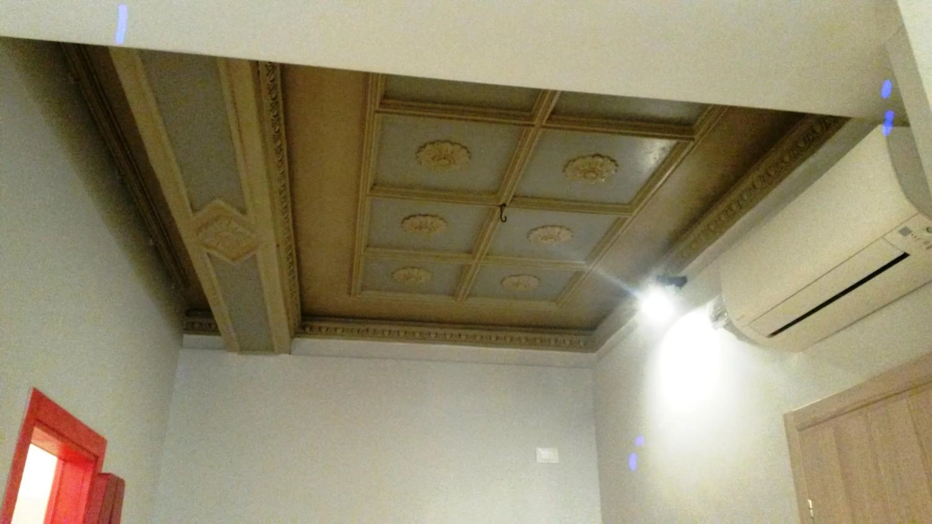 Decorative detail in Roma Art Rooms