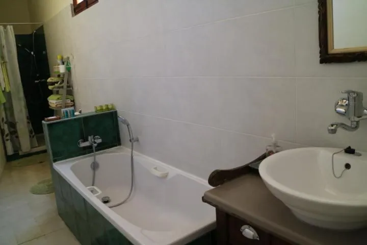 Bathroom in Charming B&B Dar Ta Zeppi