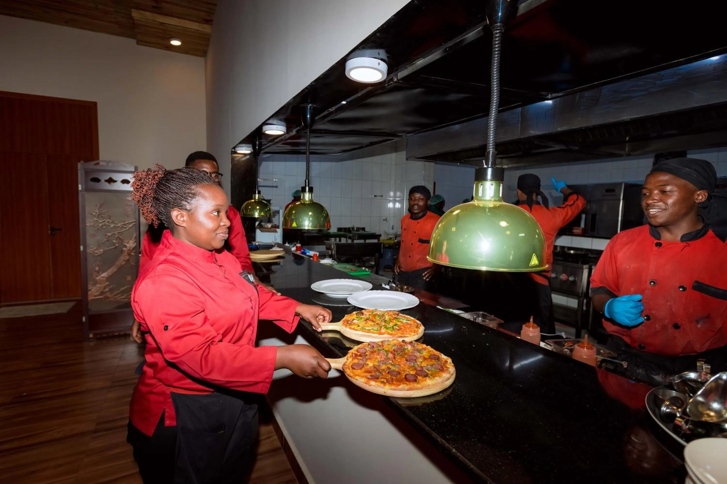 Restaurant/places to eat in The Hut Restaurant & Boutique Hotel