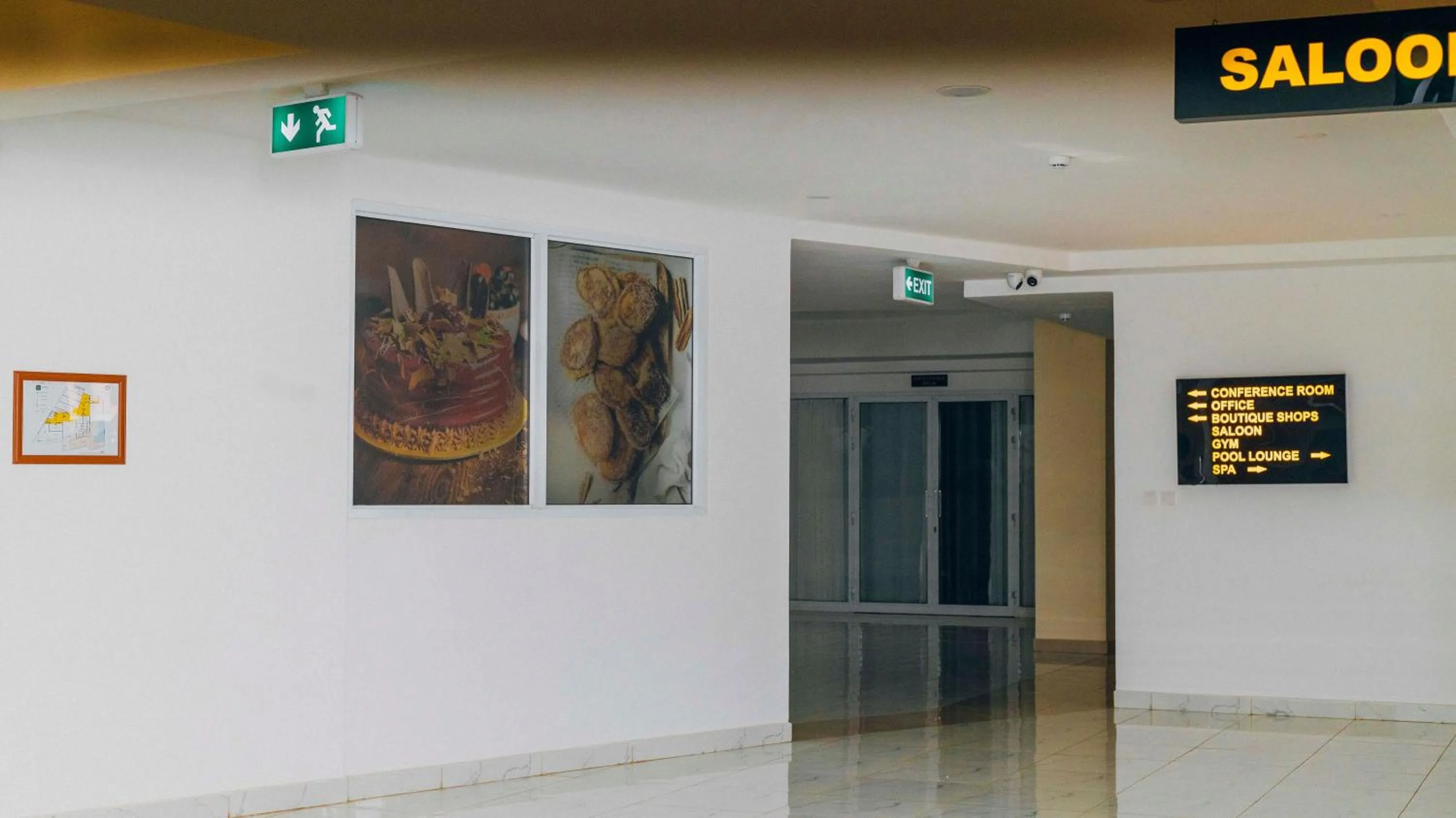 The Hut Restaurant & Boutique Hotel