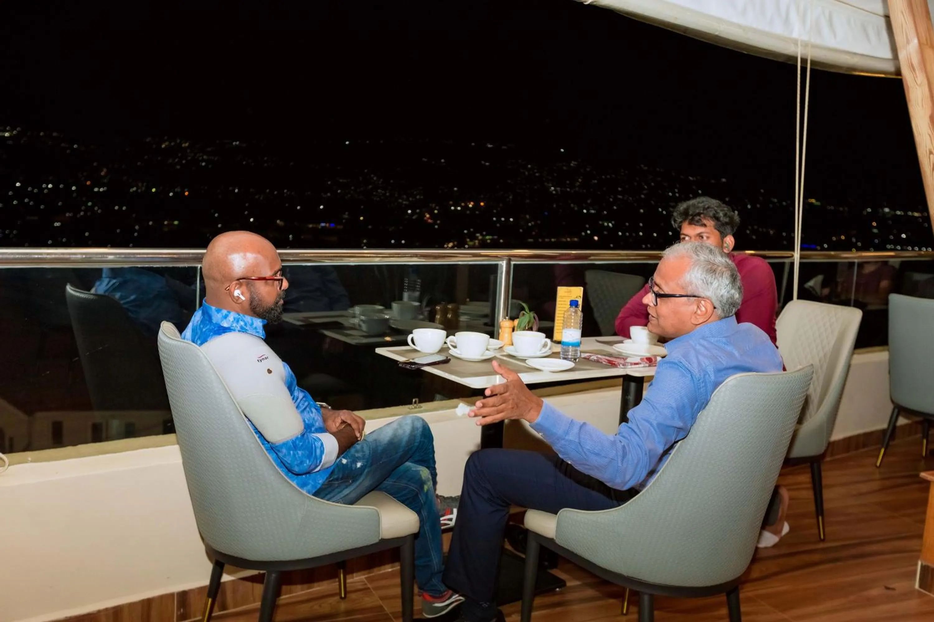 The Hut Restaurant & Boutique Hotel