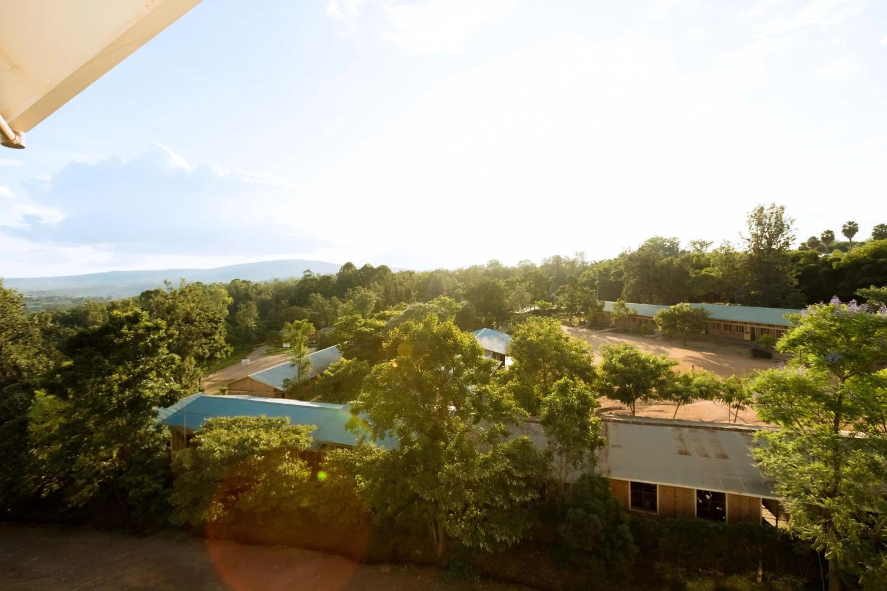 The Hut Restaurant & Boutique Hotel