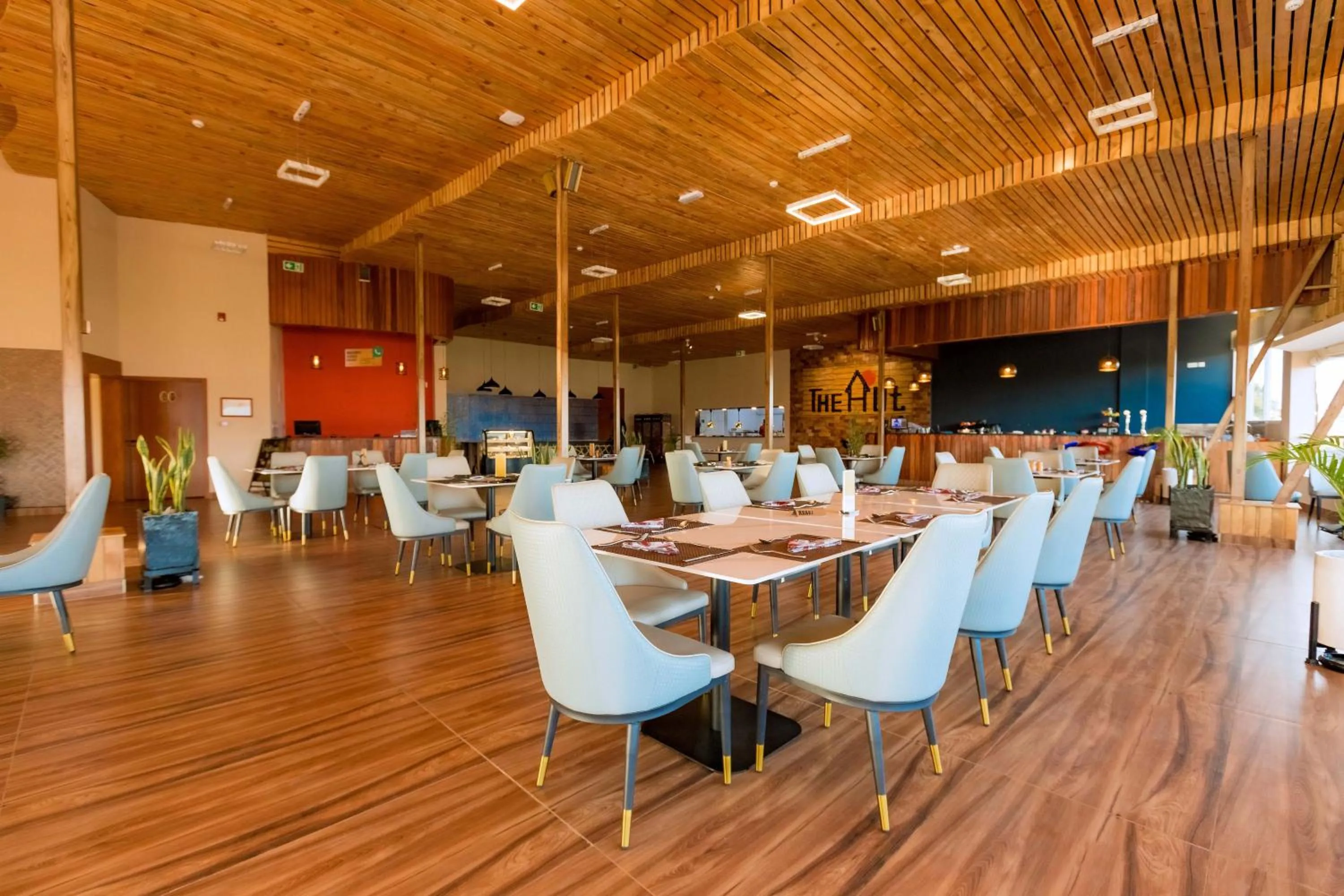 The Hut Restaurant & Boutique Hotel