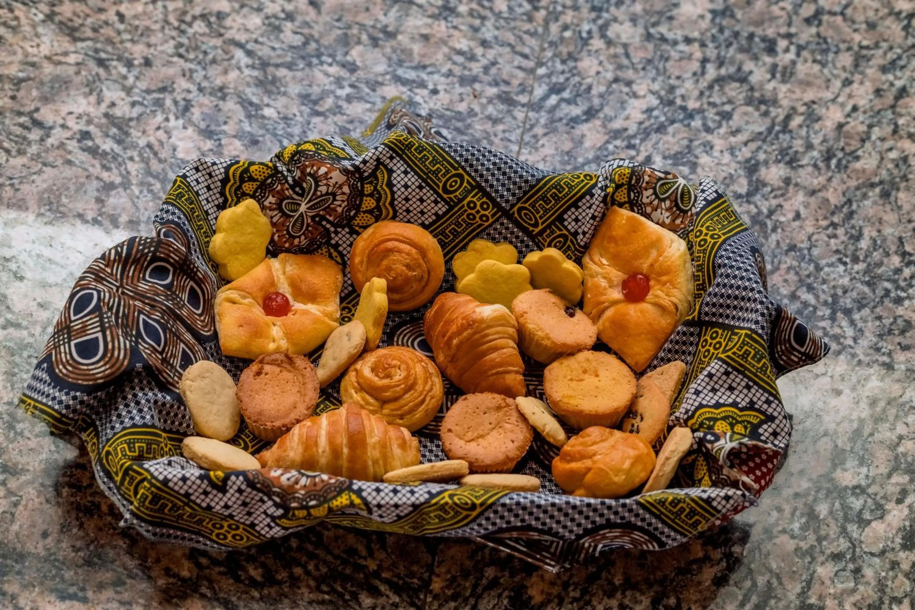 The Hut Restaurant & Boutique Hotel