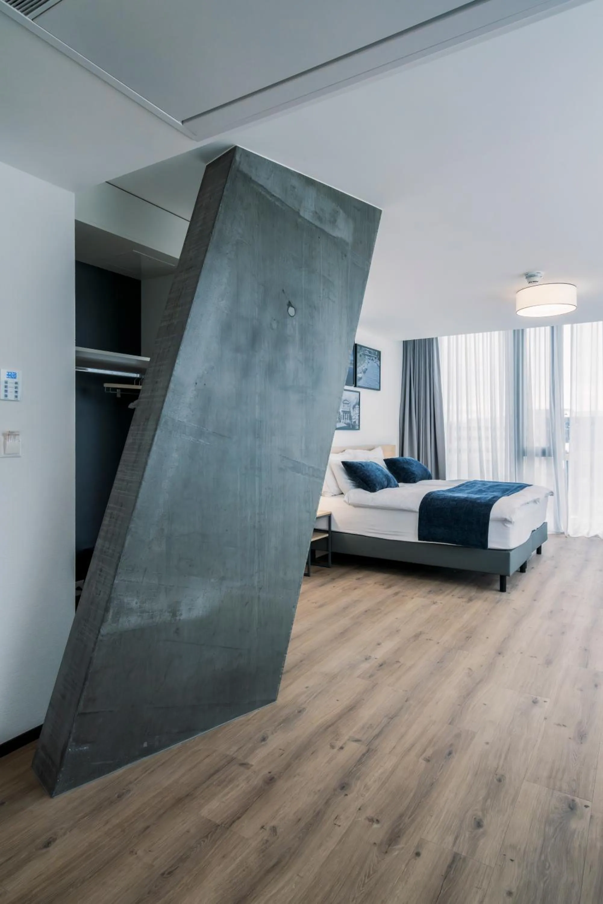 Photo of the whole room, Bed in YParc Hôtel