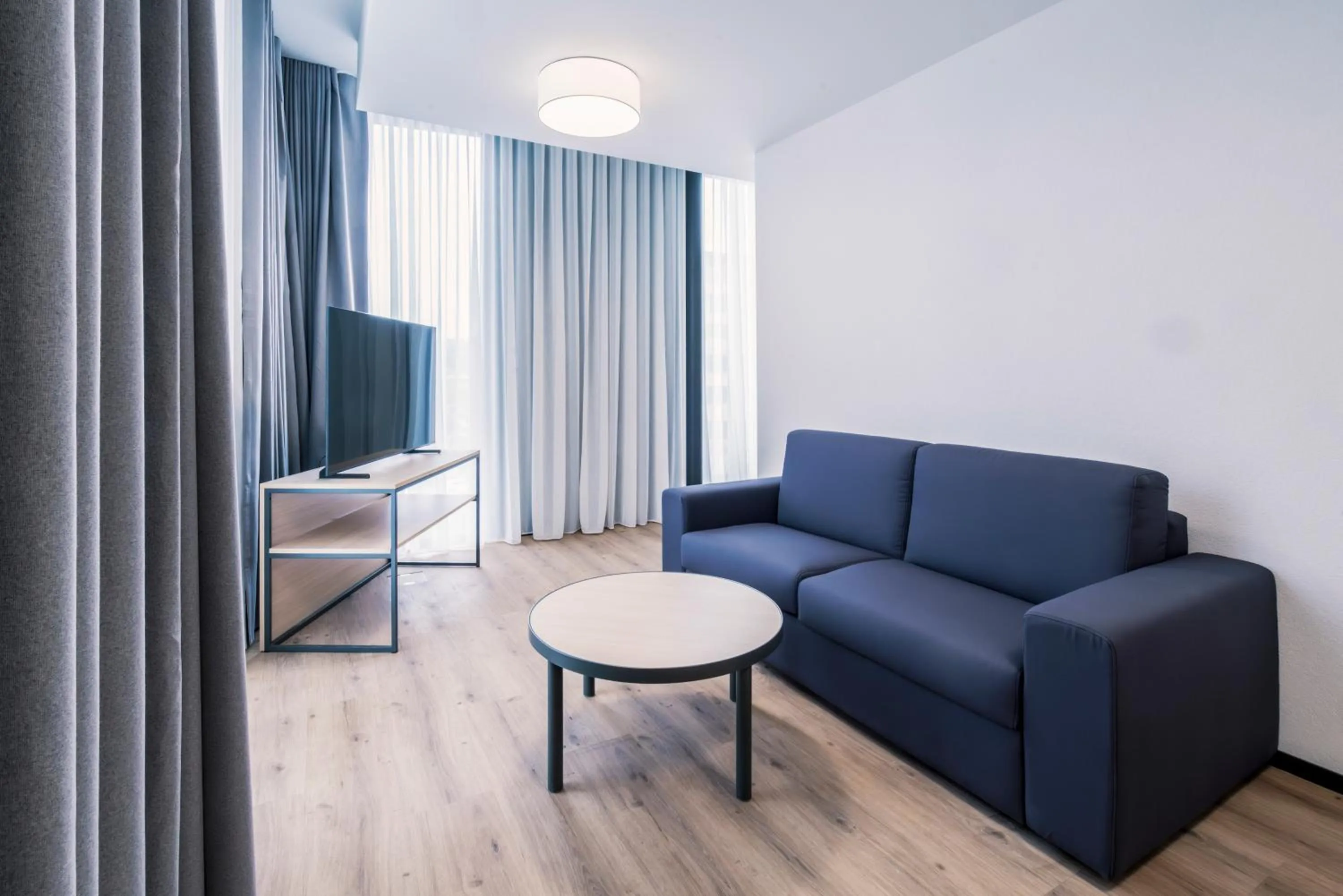 TV and multimedia in YParc Hôtel