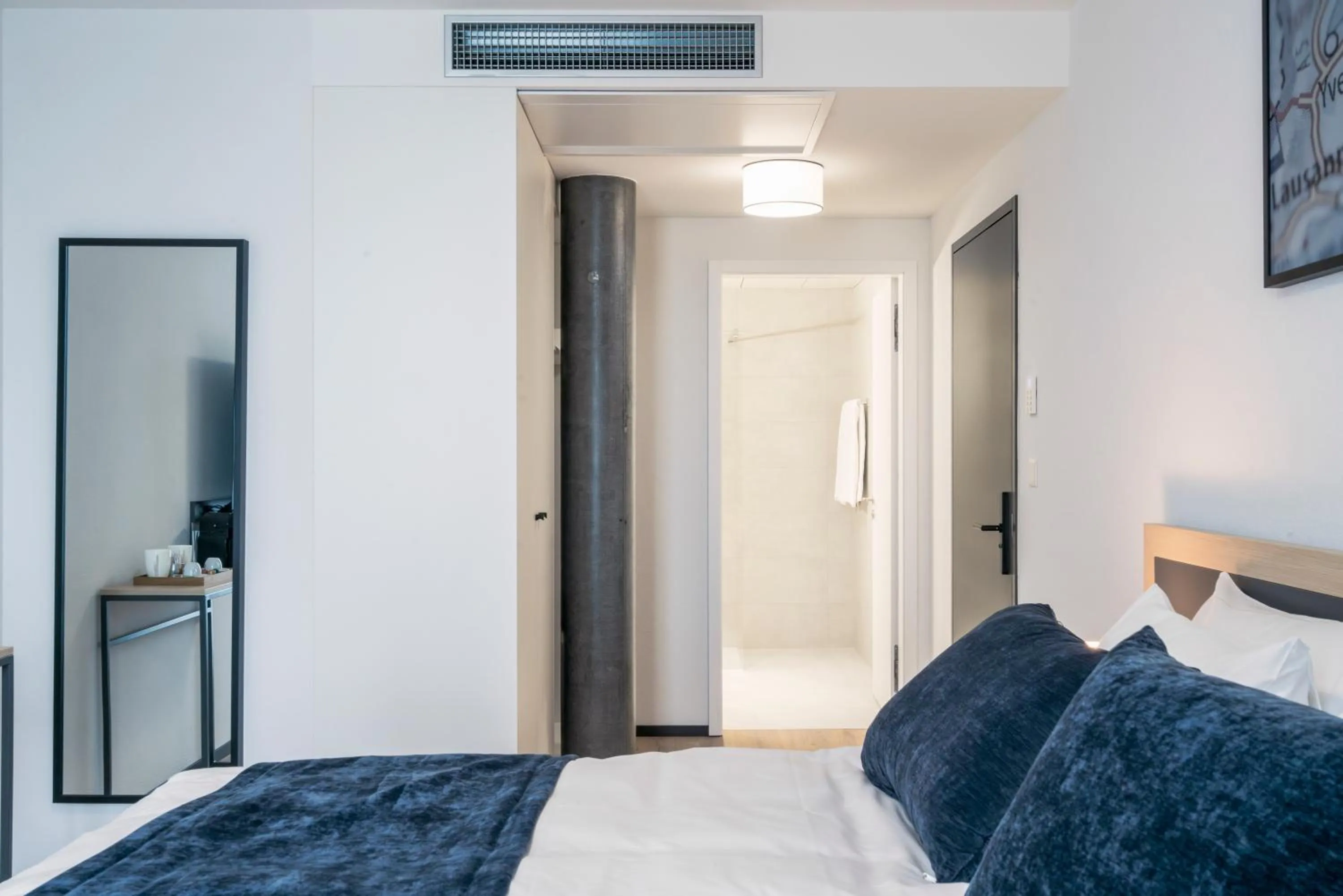 Bedroom, Bed in YParc Hôtel