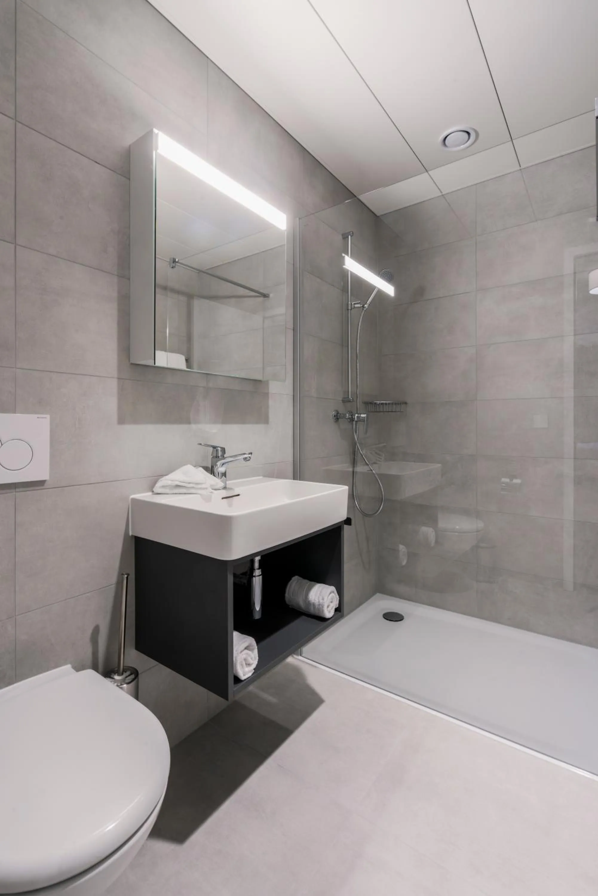 Bathroom in YParc Hôtel