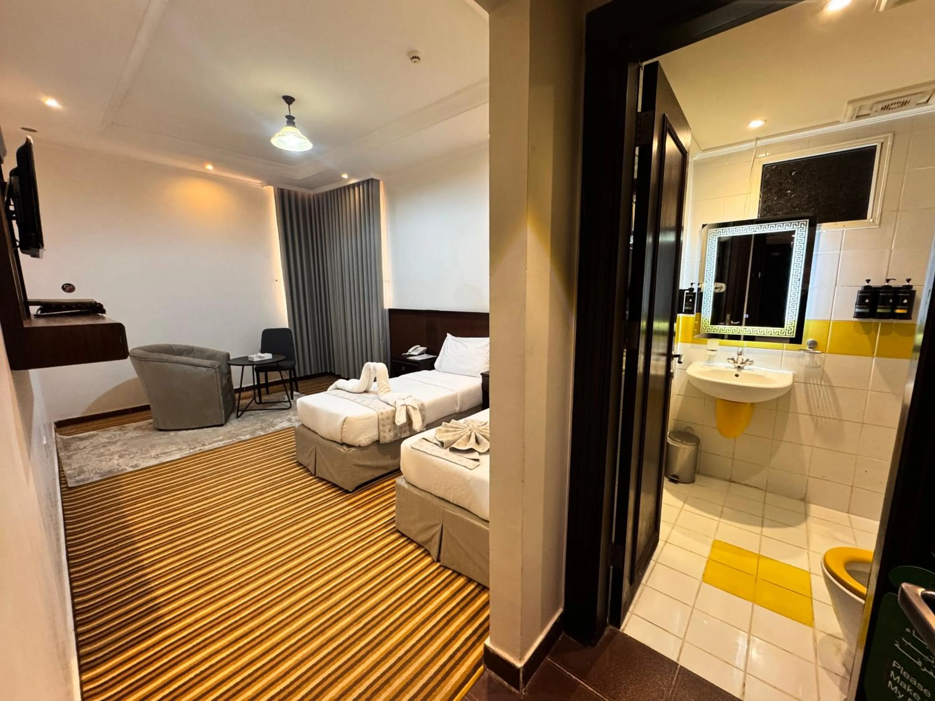 Bed in Cent Al Khair Hotel Makkah