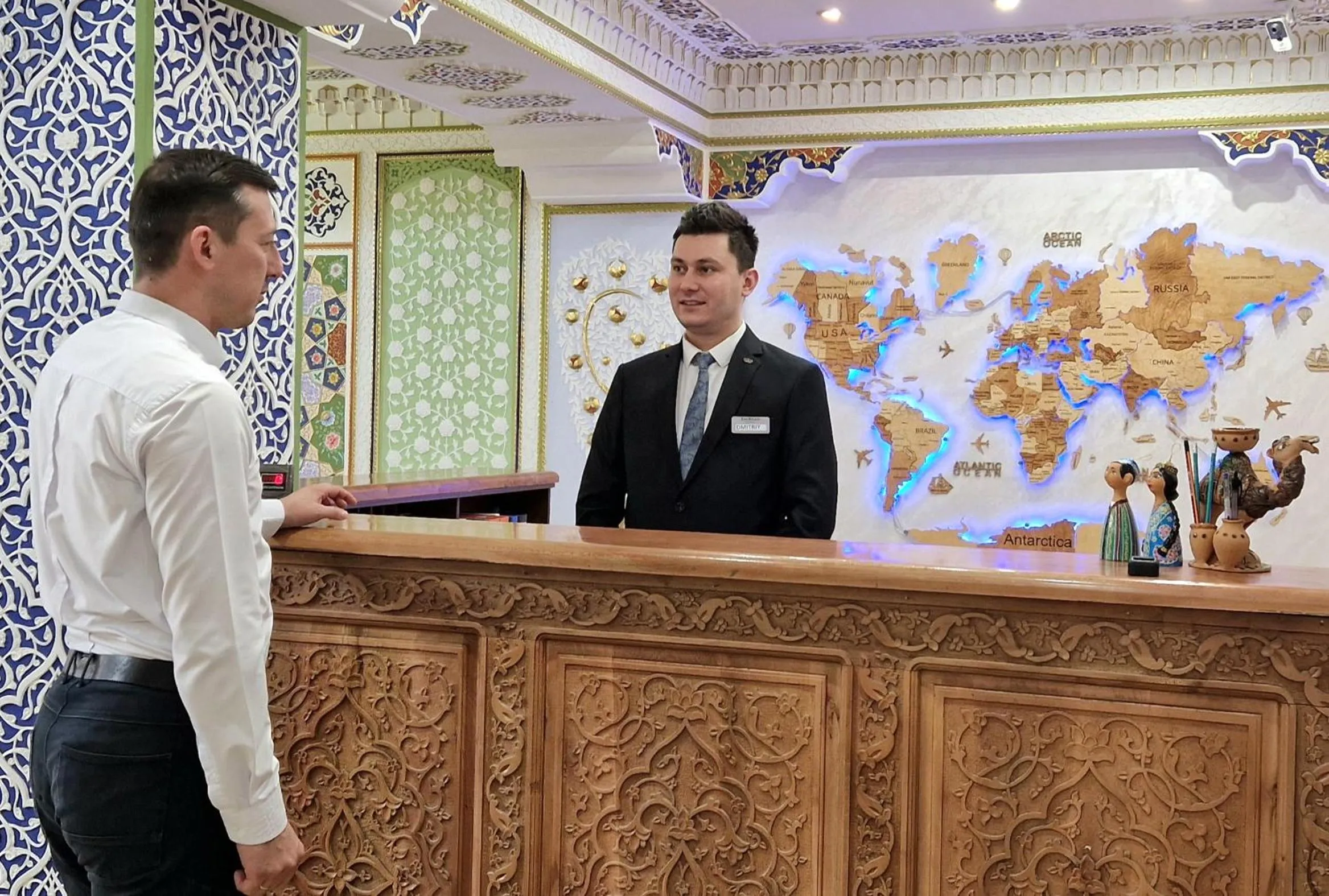 Communal lounge/ TV room in EmirHan Hotel