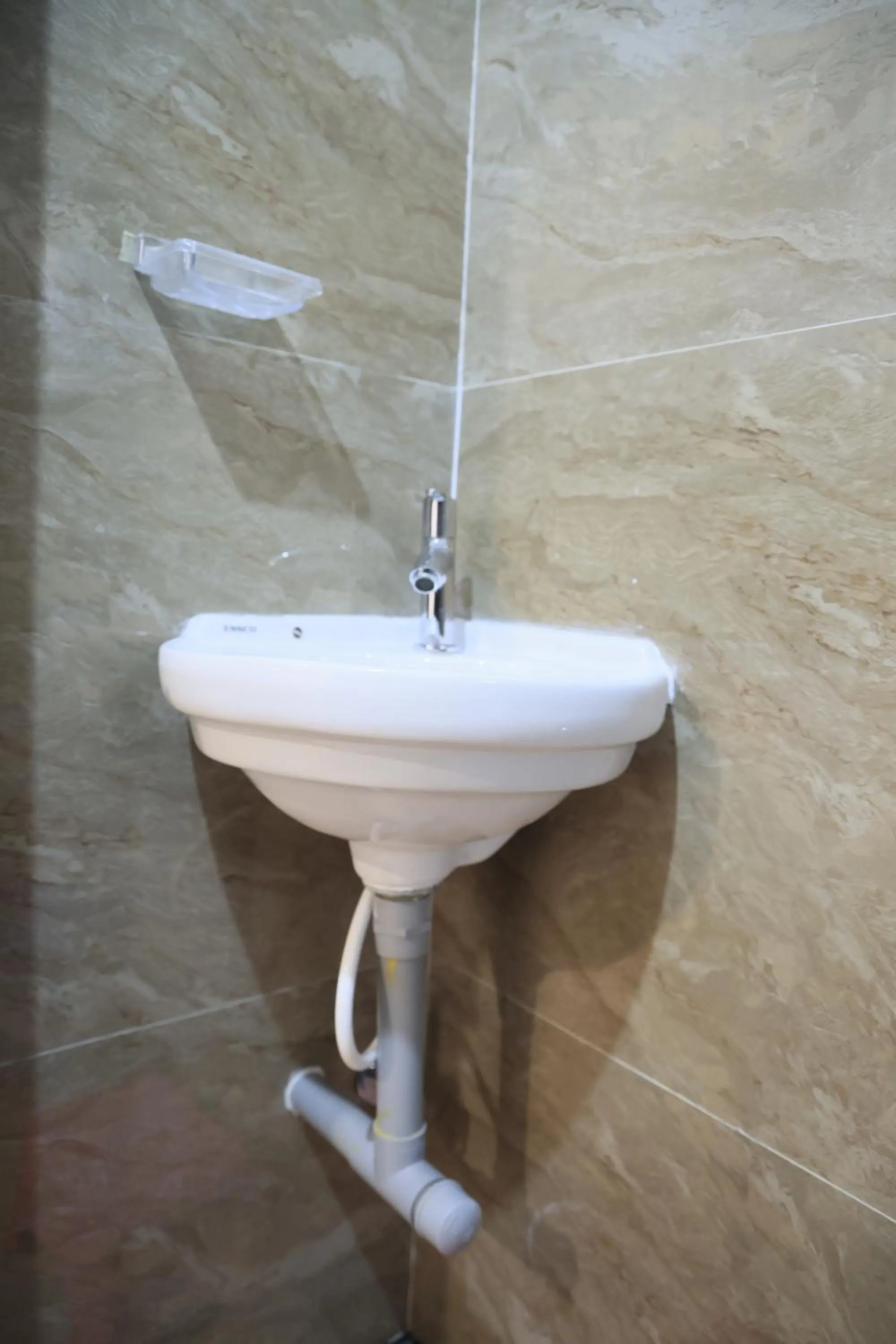 Bathroom in Hotel Garuda Executive Latur