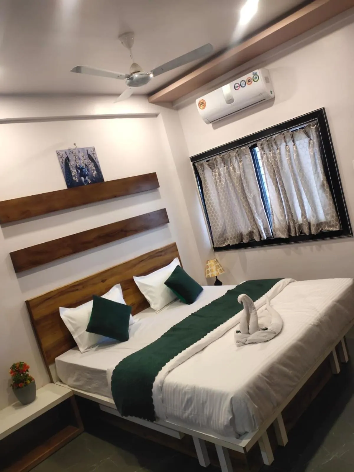 Bed in Hotel Garuda Executive Latur