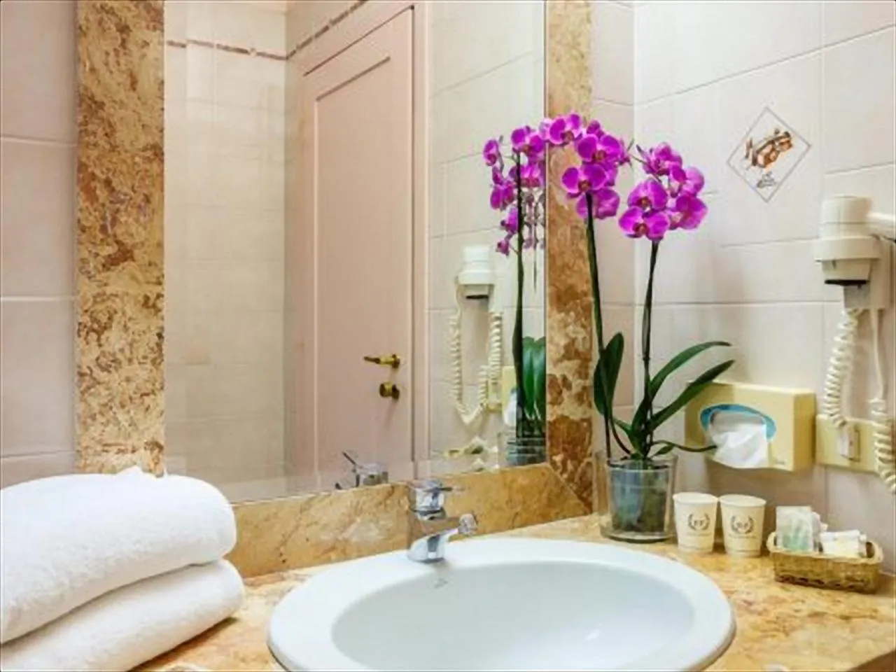 Bathroom in Albergo Santa Barbara