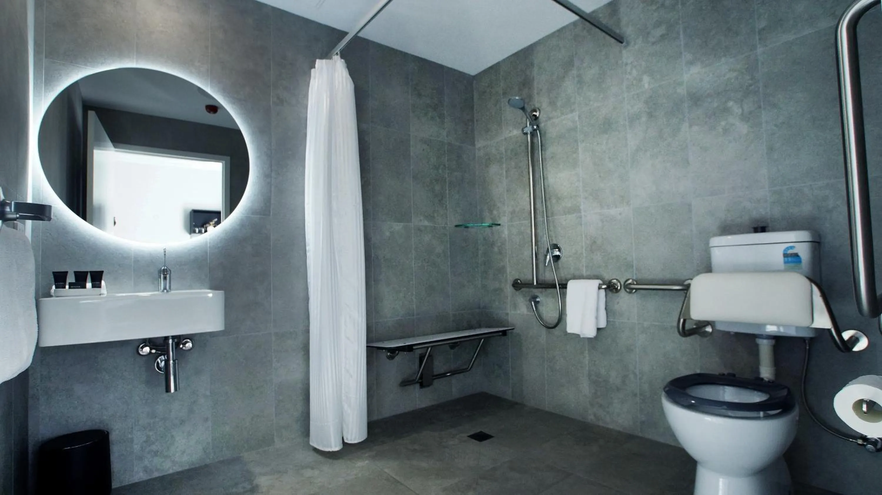 St Hugh Hotel Wagga Wagga