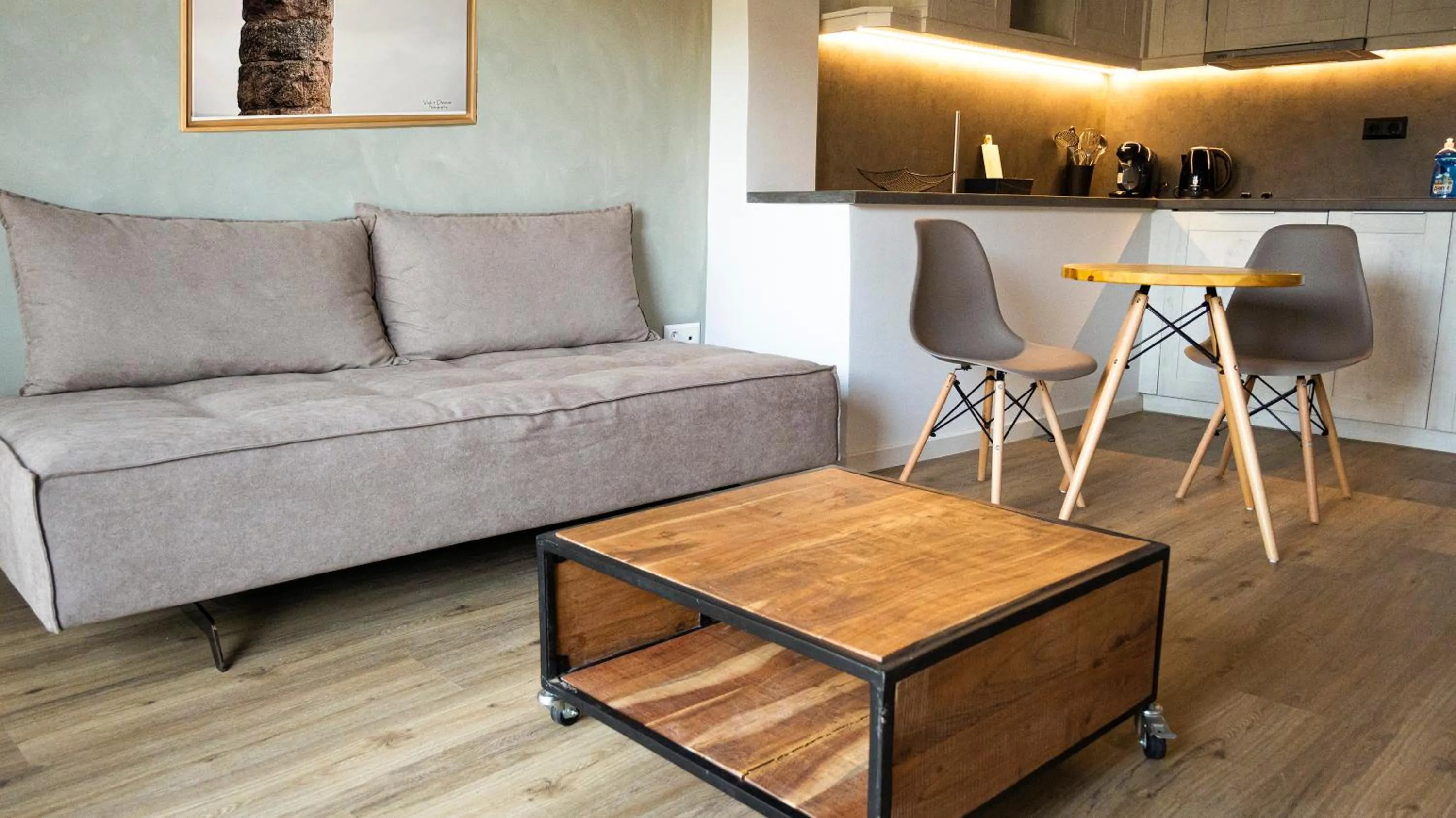 Seating area in Komody Apartments