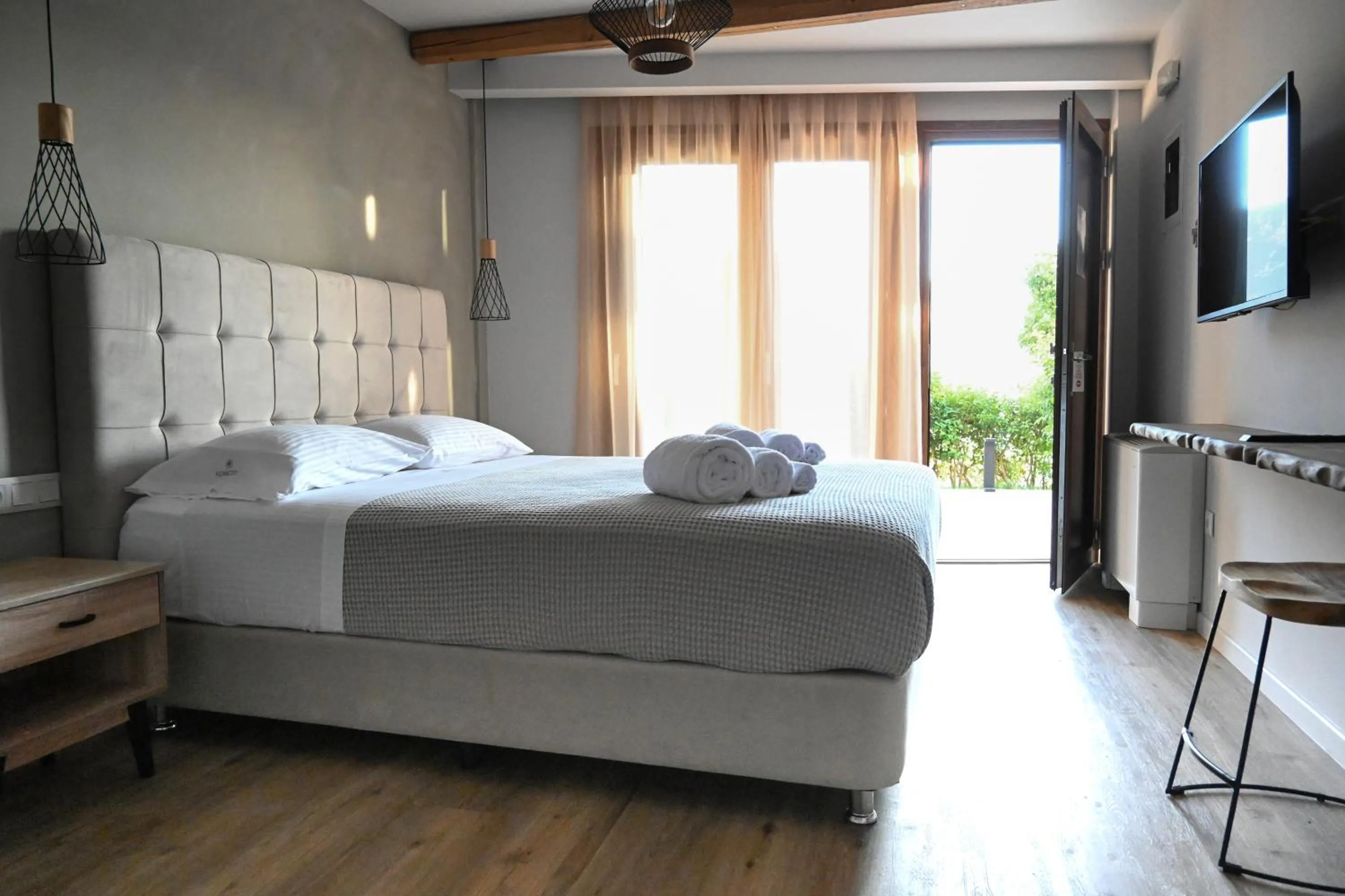 Photo of the whole room, Bed in Komody Apartments