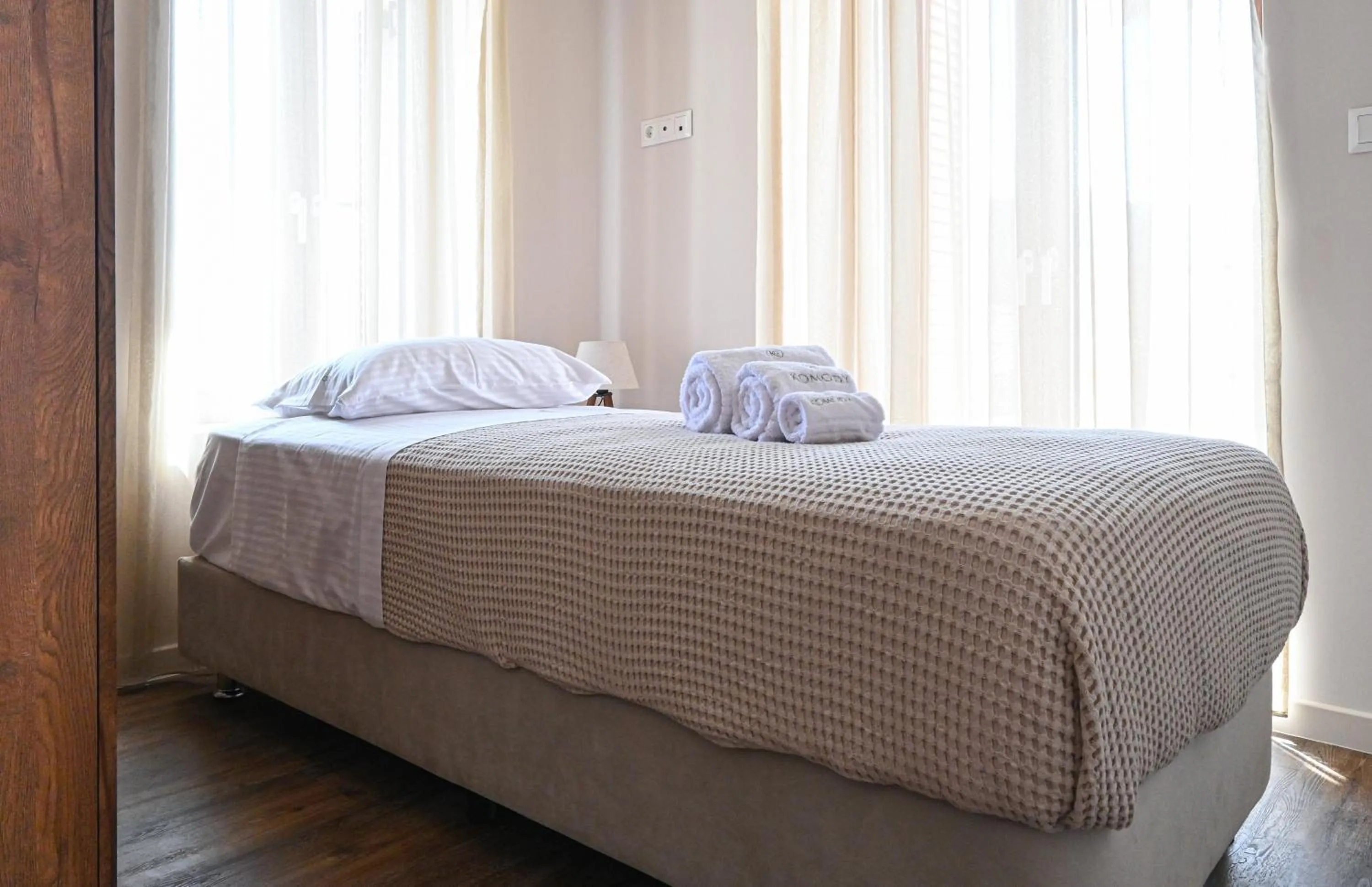 Bedroom, Bed in Komody Apartments