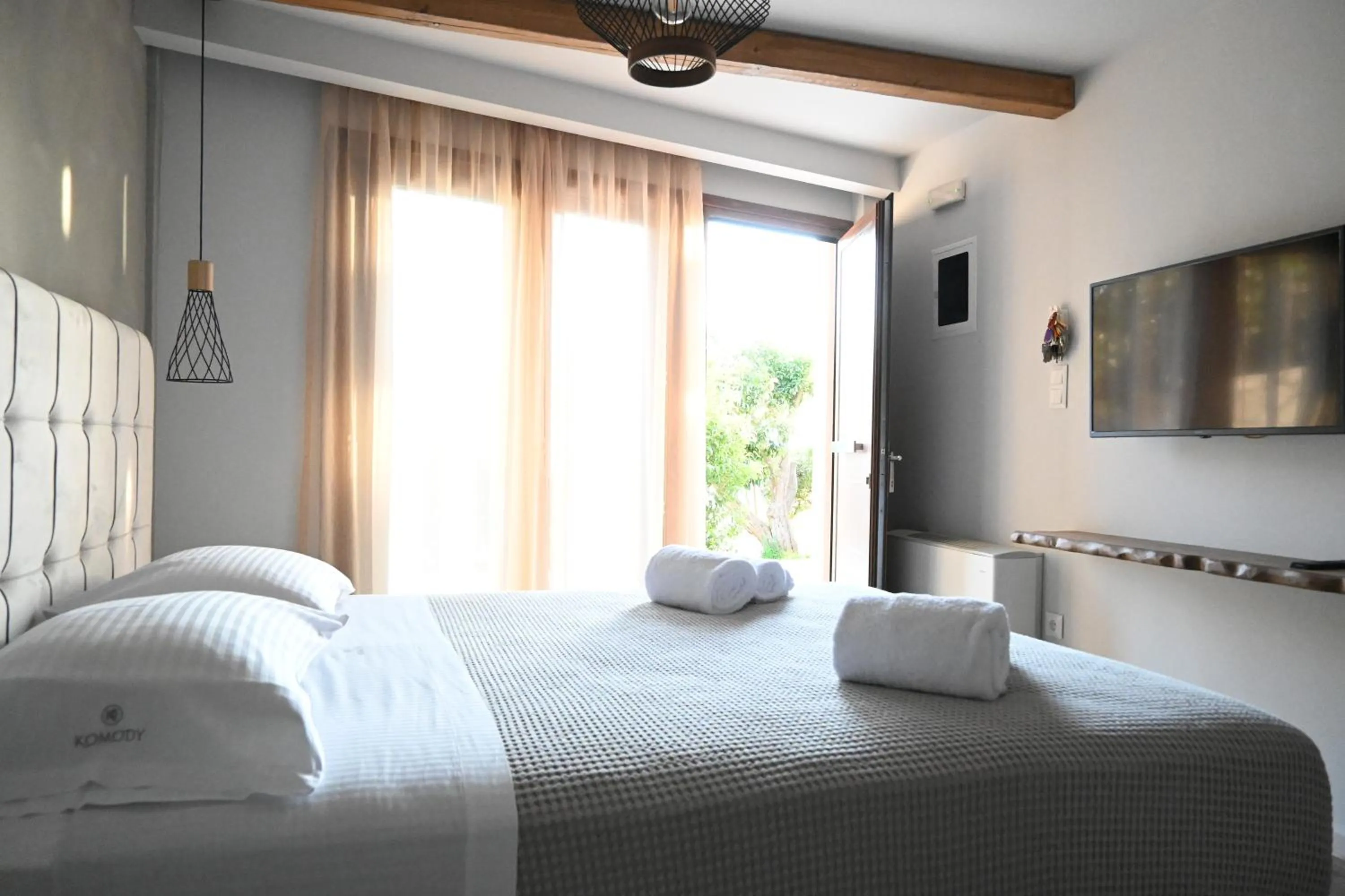 Bedroom, Bed in Komody Apartments