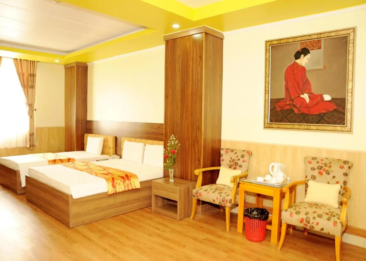 Bedroom, Bed in Linh Phuong 8 Hotel - 24 hours stay