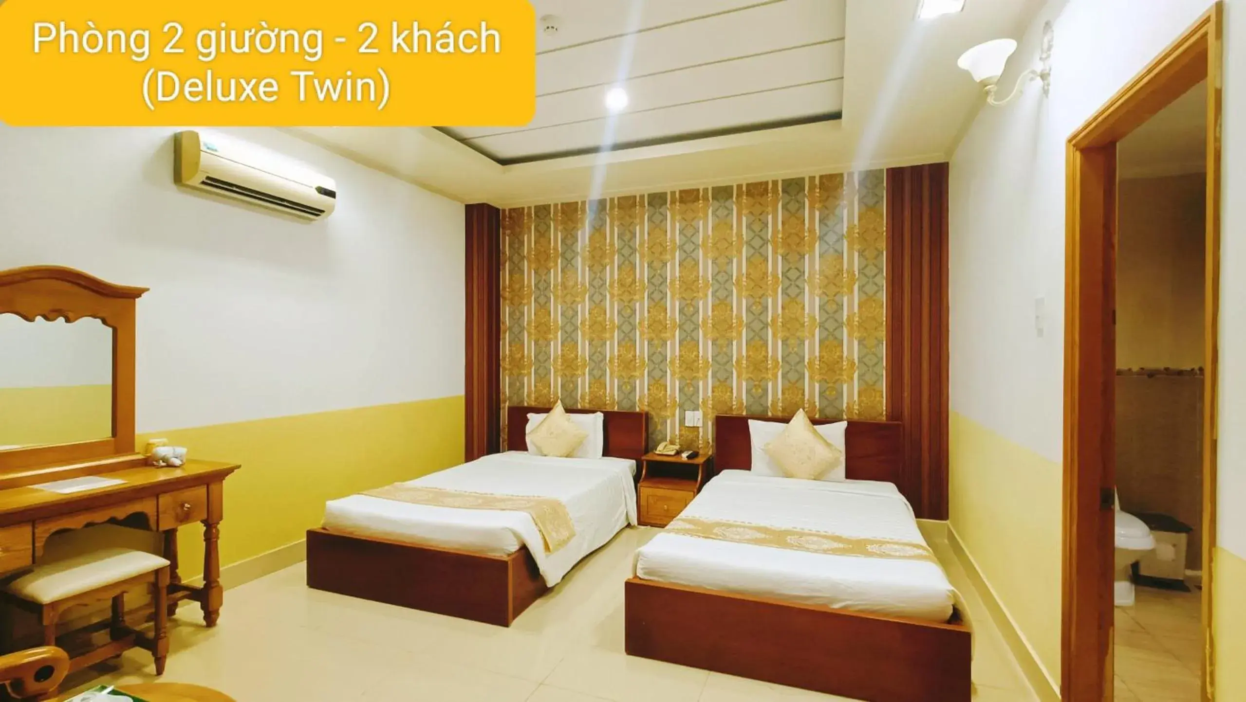 Superior Twin Room in Linh Phuong 8 Hotel - 24 hours stay Superior Twin Room in Linh Phuong 8 Hotel - 24 hours stay
