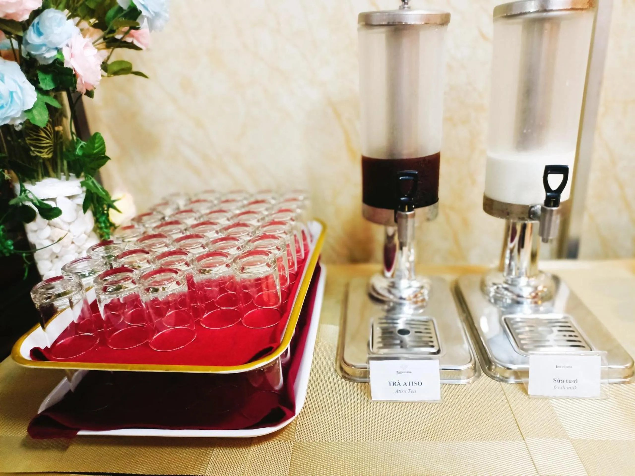 Breakfast in Linh Phuong 8 Hotel - 24 hours stay