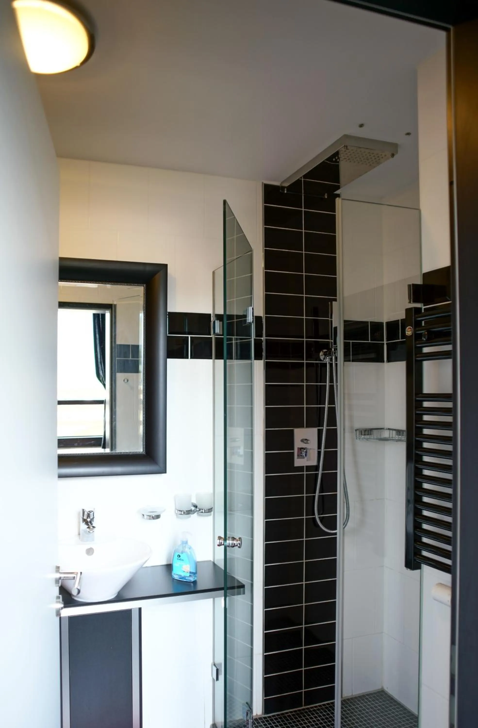 Bathroom in Design Hotel ALPENLIEBE - - - - Boutique-Flair - - - -