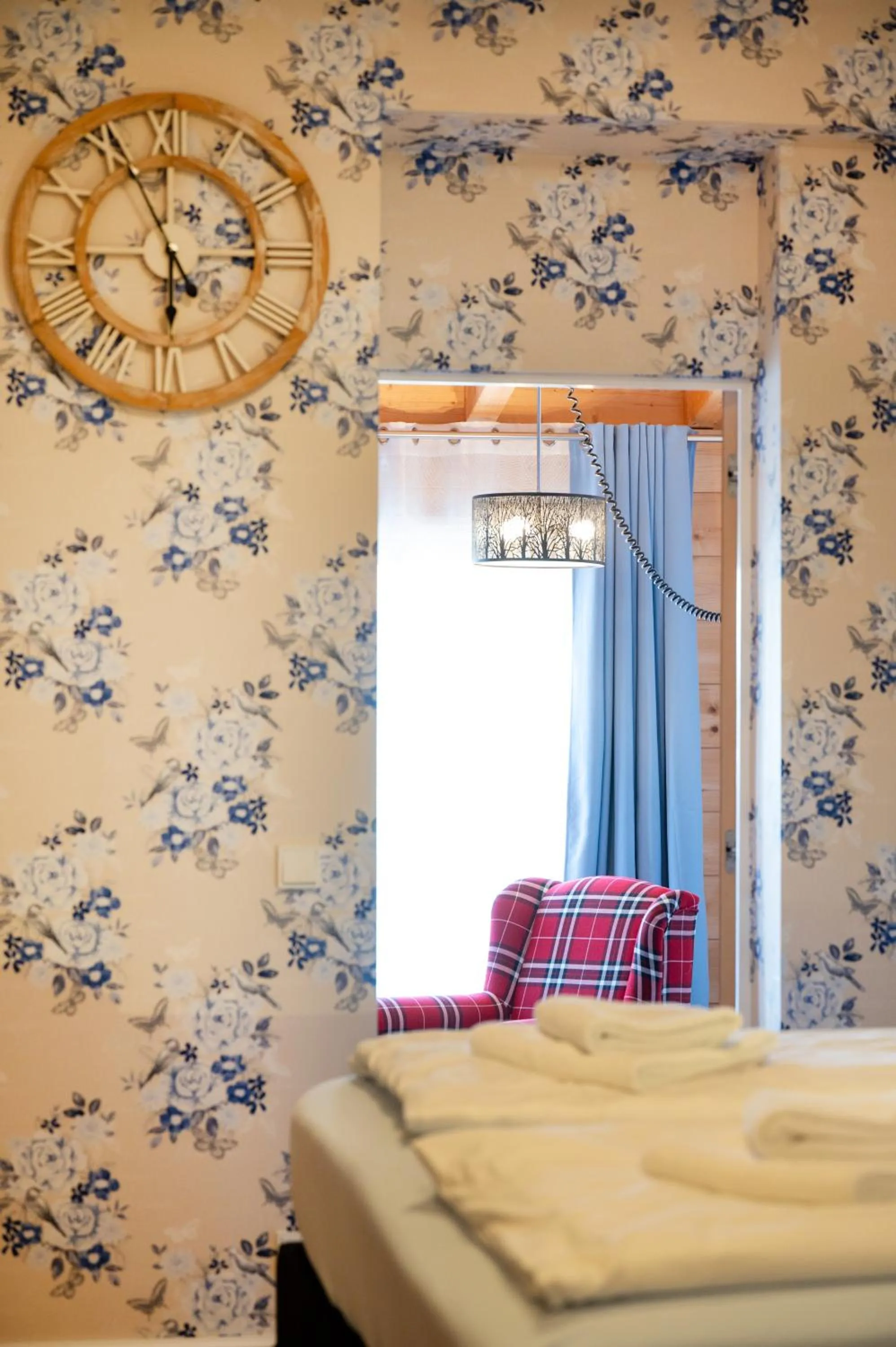 Photo of the whole room in Design Hotel ALPENLIEBE - - - - Boutique-Flair - - - -