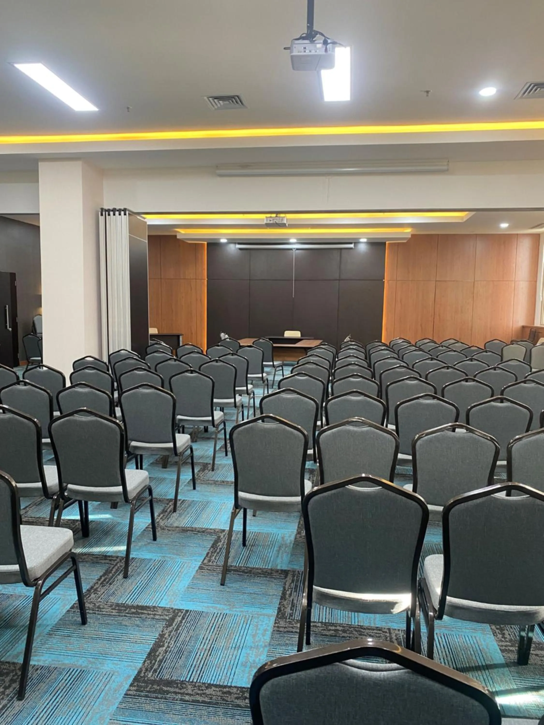 Meeting/conference room in Daima Suites Margonda
