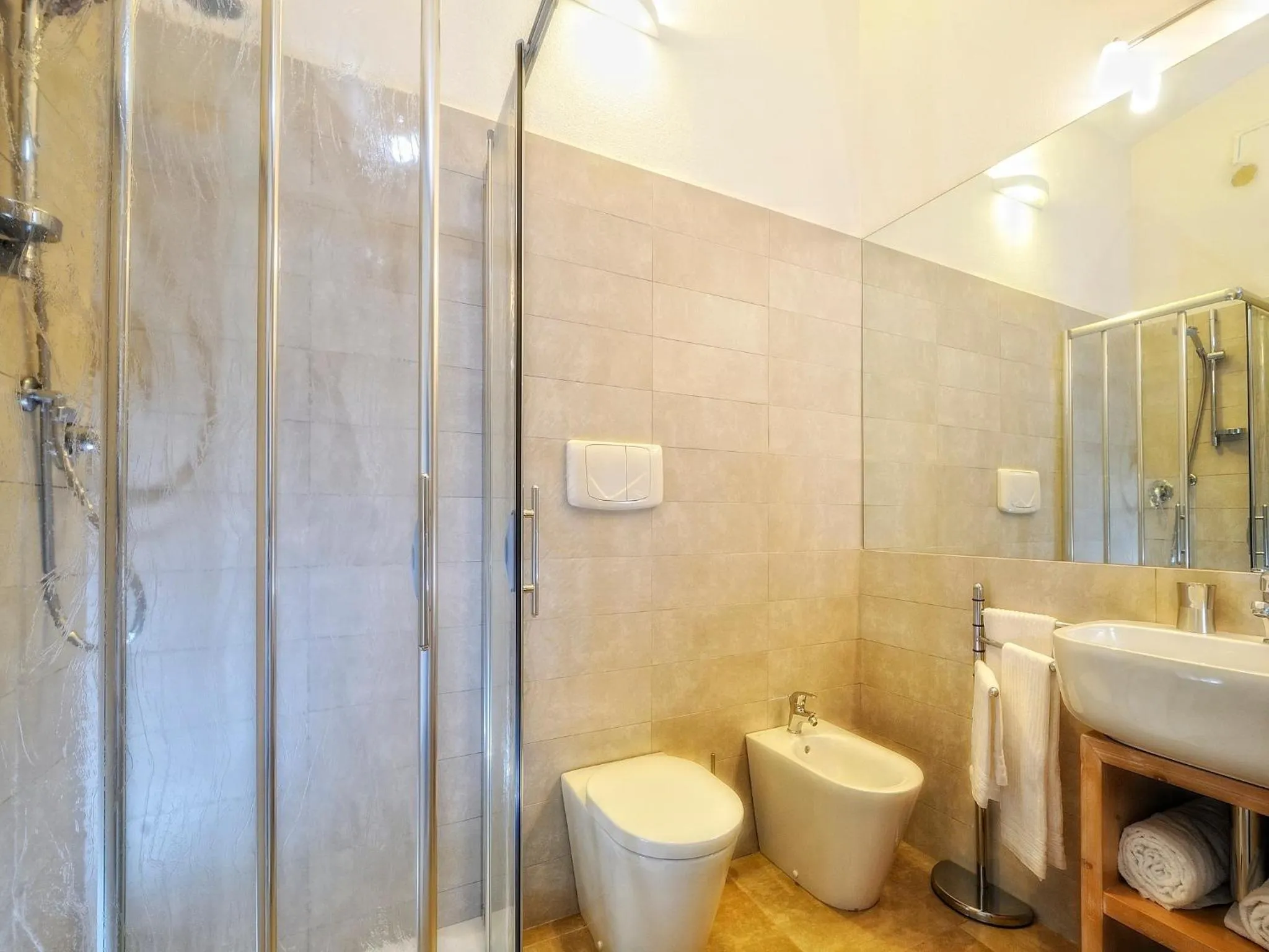 Shower in B&B Le Cale